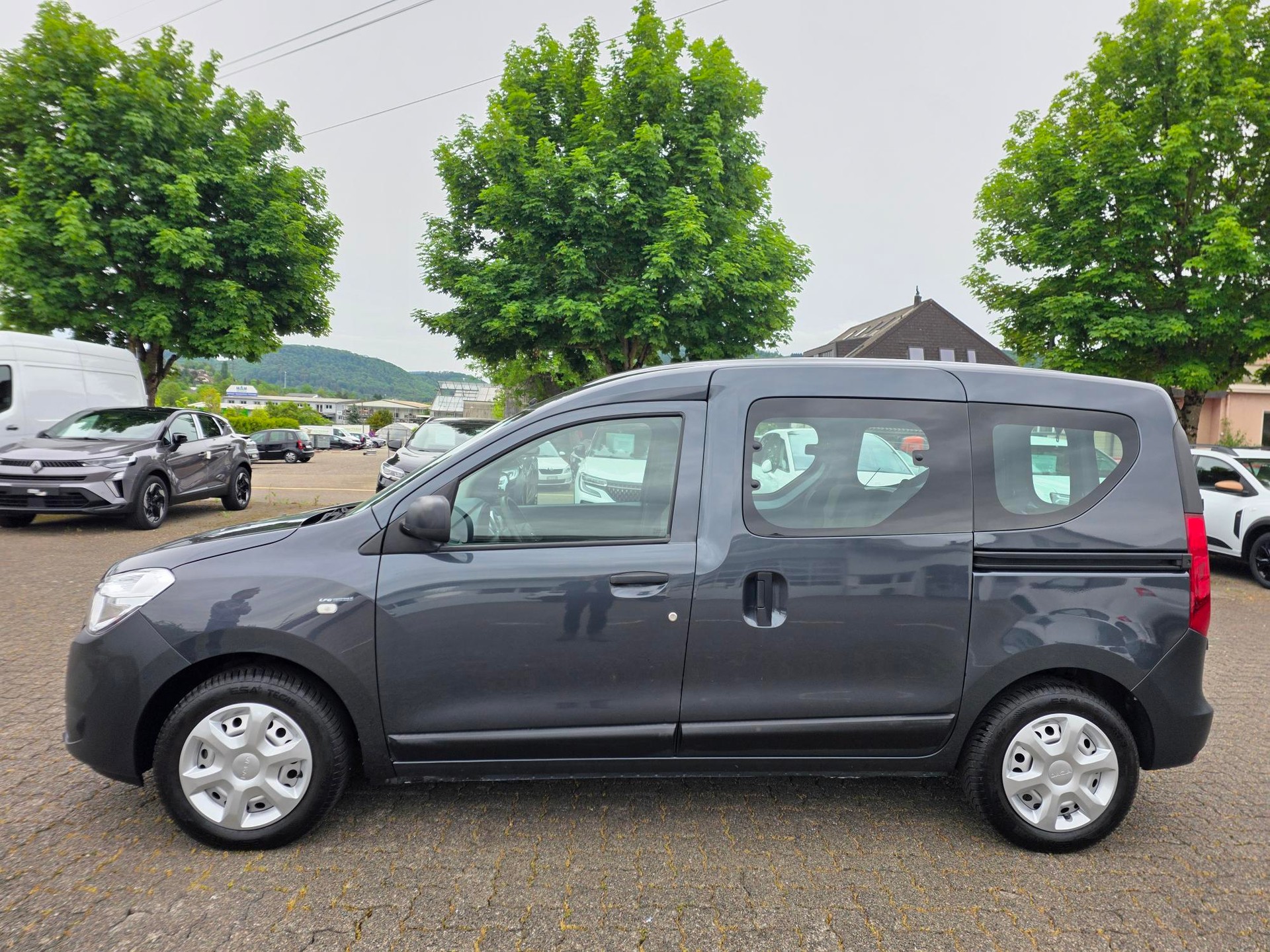 DACIA Dokker 1.2 TCe Ambiance-image-1