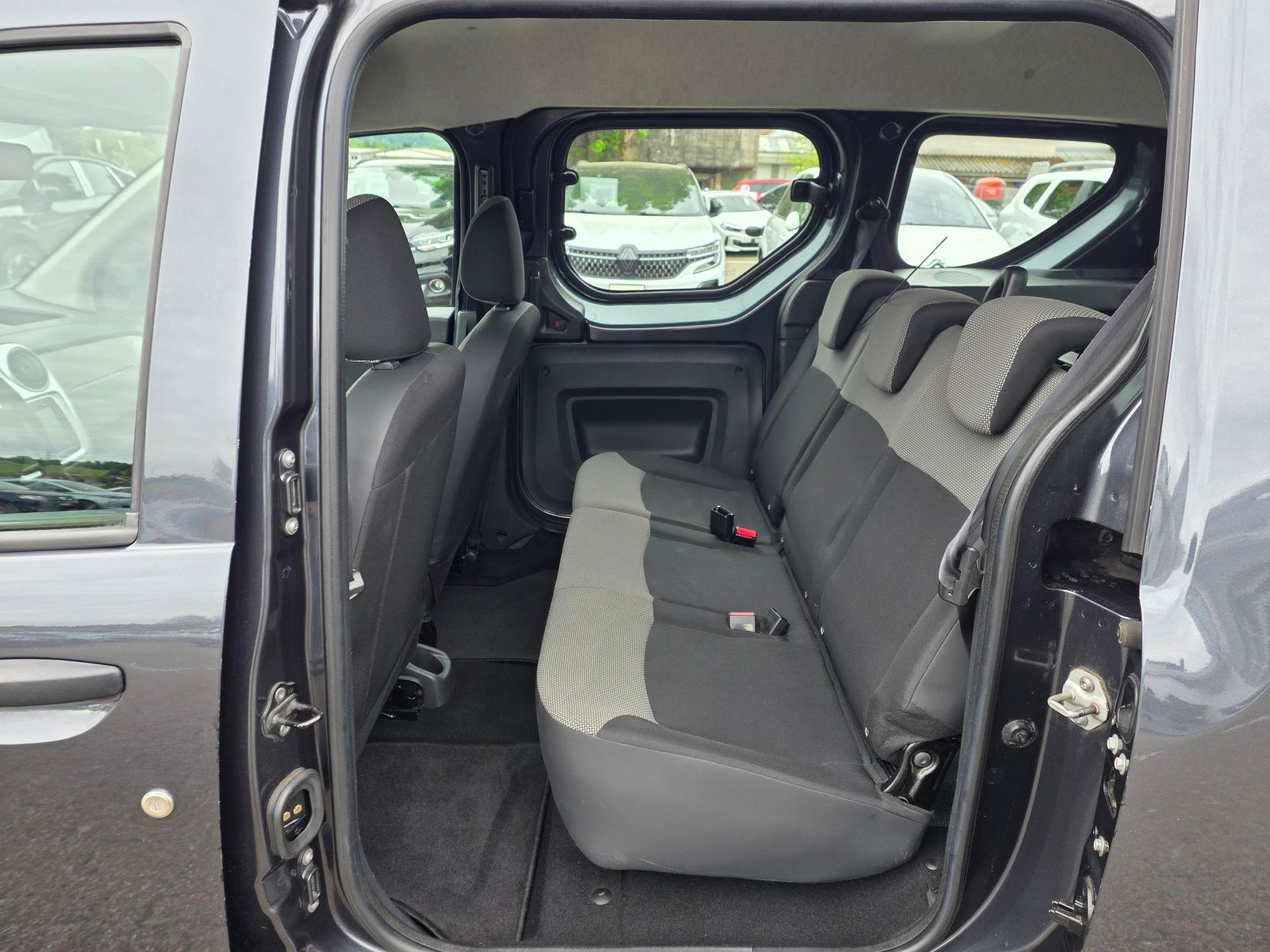 DACIA Dokker 1.2 TCe Ambiance-image-7