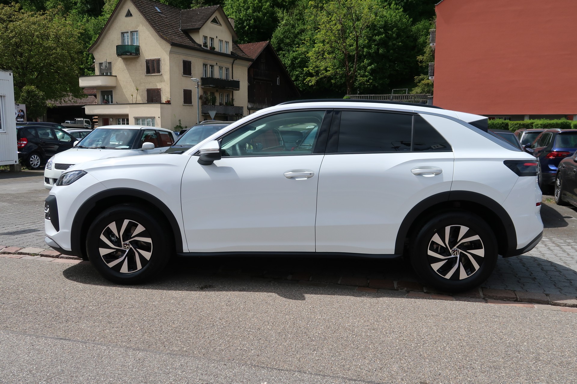 VW T-Roc 1.5 eTSI mHEV Life DSG-image-7