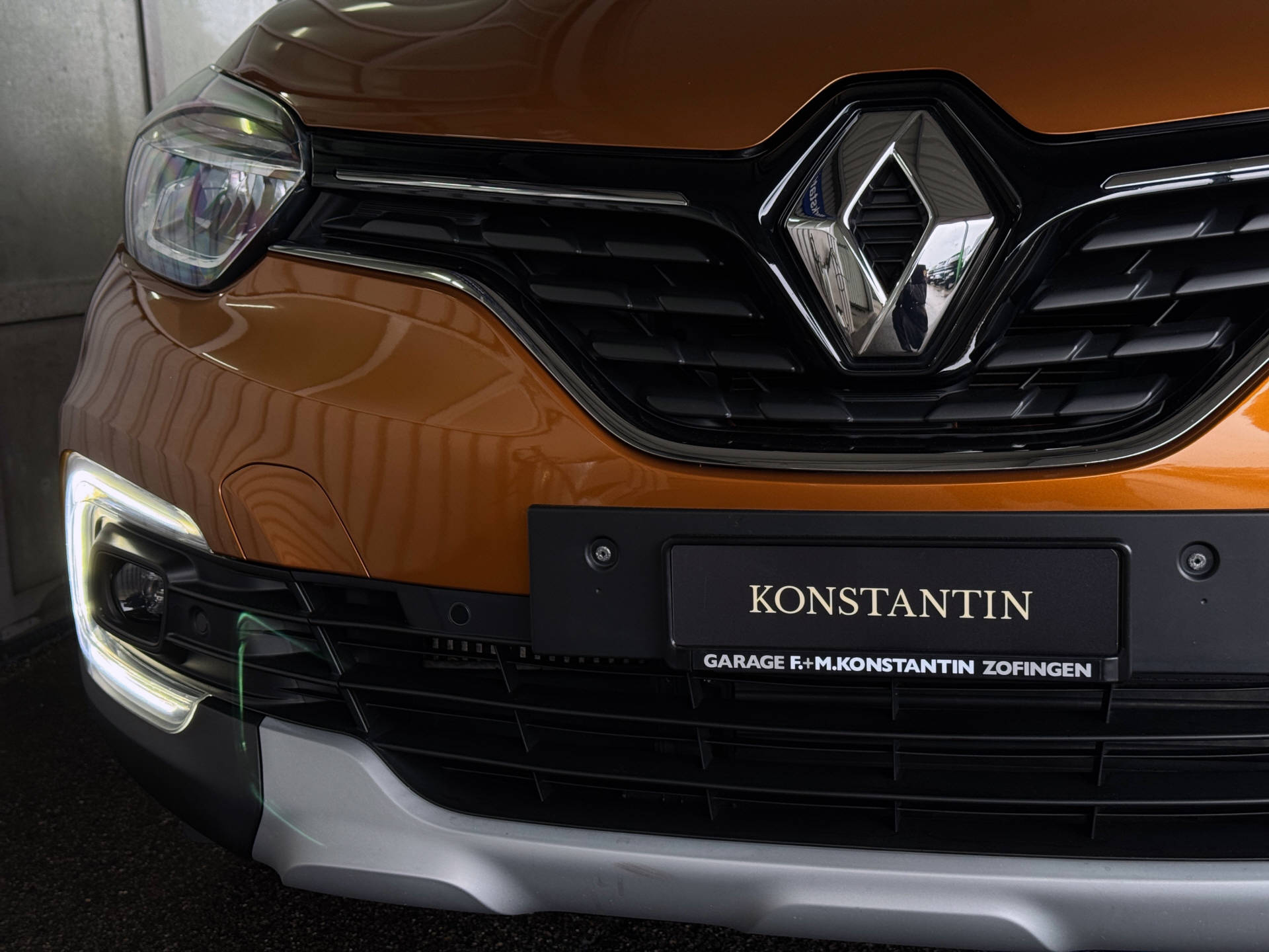 RENAULT Captur 1.3 TCe Intens EDC S/S PF-image-4