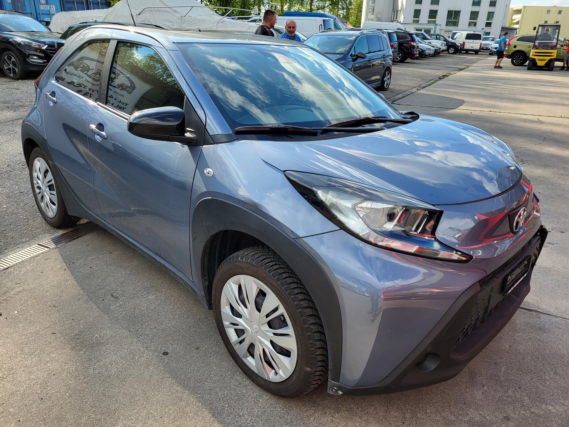 TOYOTA Aygo X 1.0 VVT-i Comfort CVT-image-1