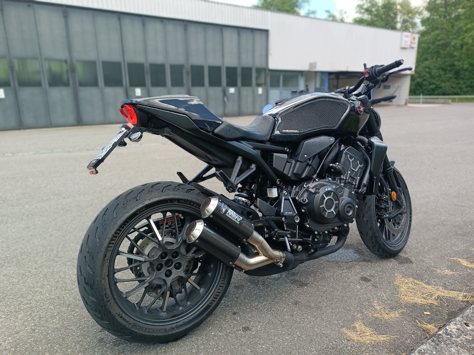 HONDA CB 1000 R Black Edition-image-1