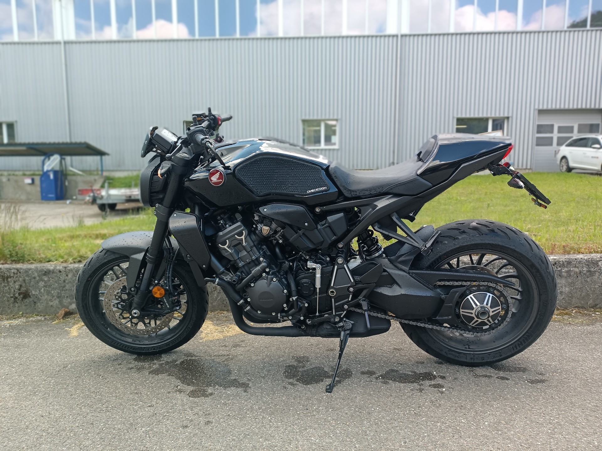HONDA CB 1000 R Black Edition-image-5