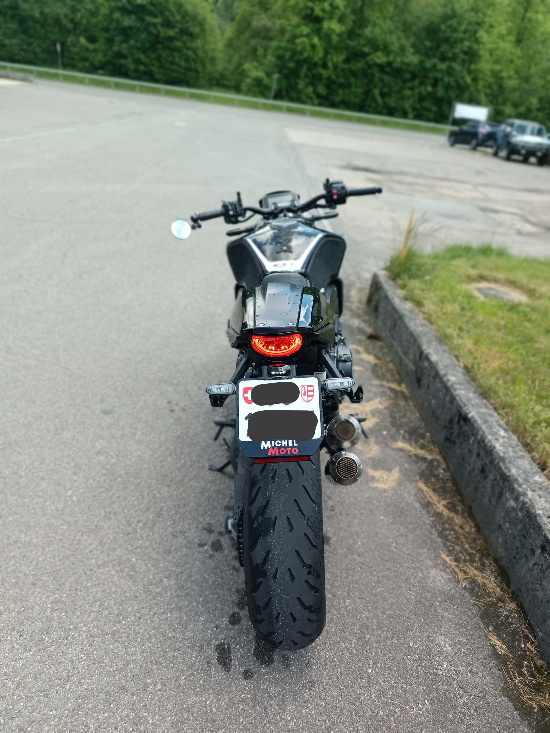 HONDA CB 1000 R Black Edition-image-6