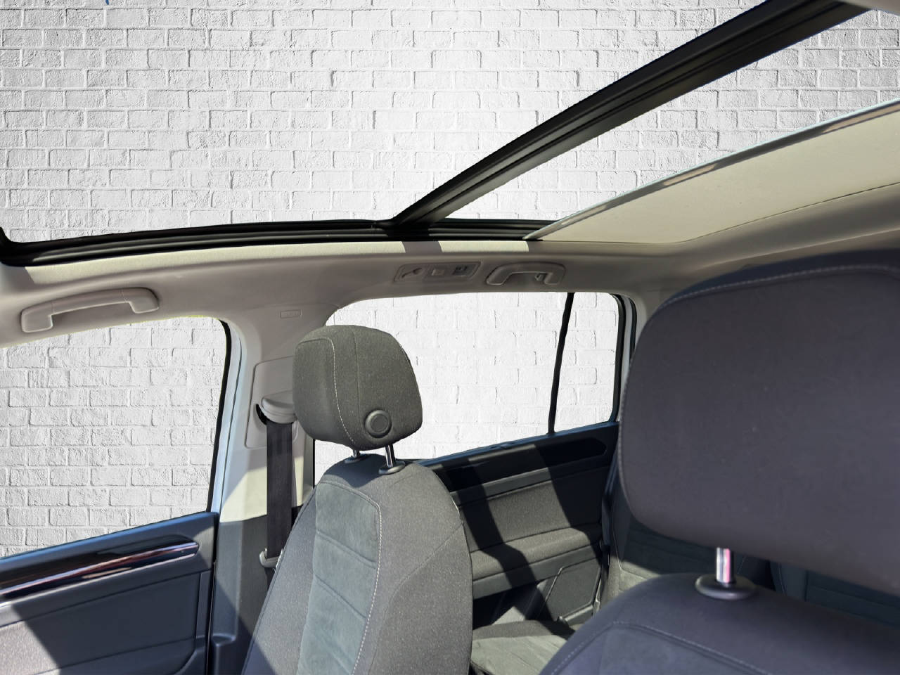VW Touran 1.5 TSI Highline DSG-image-11