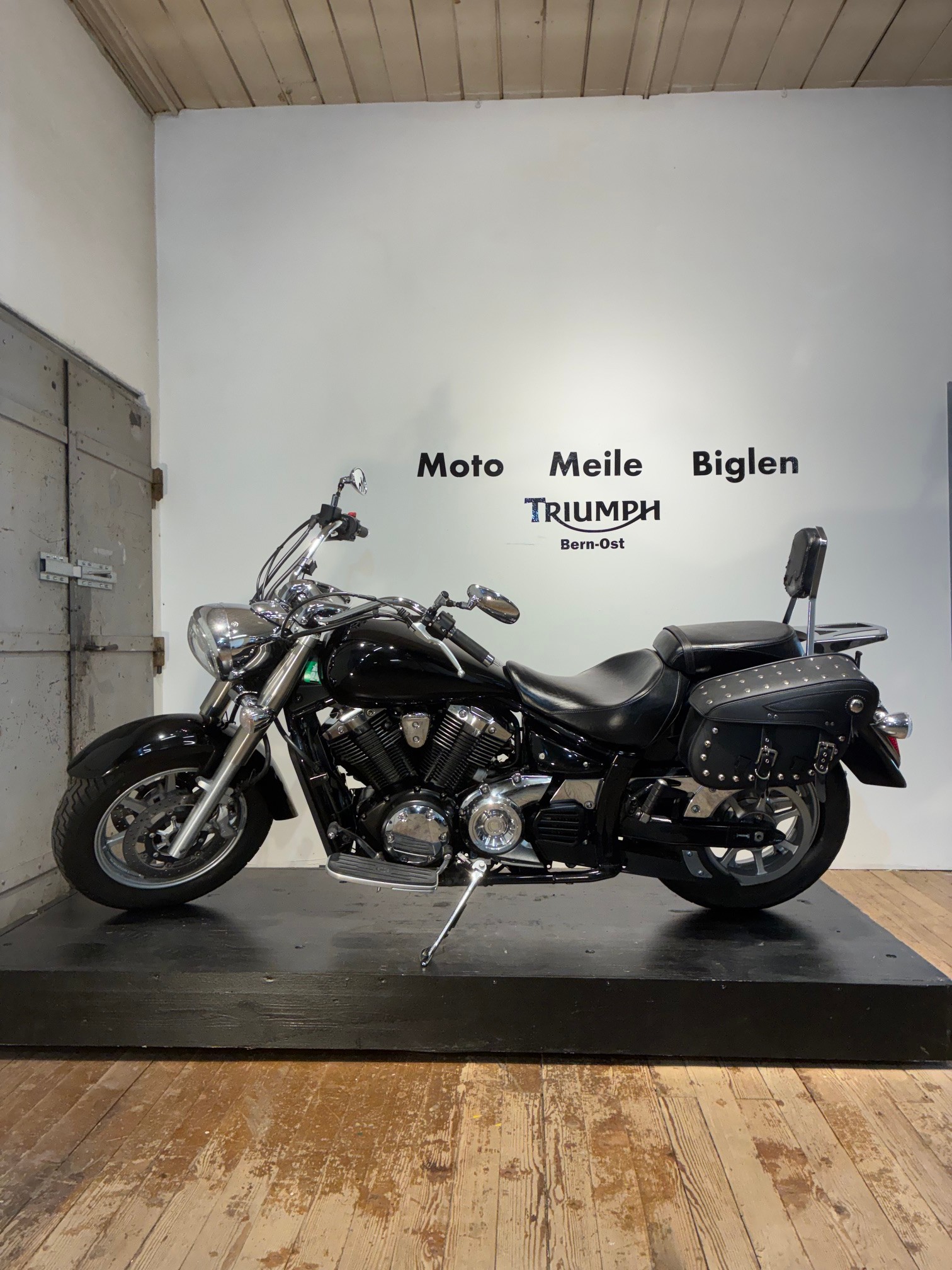 YAMAHA XVS 1300 A Midnight Star UBS-image-4