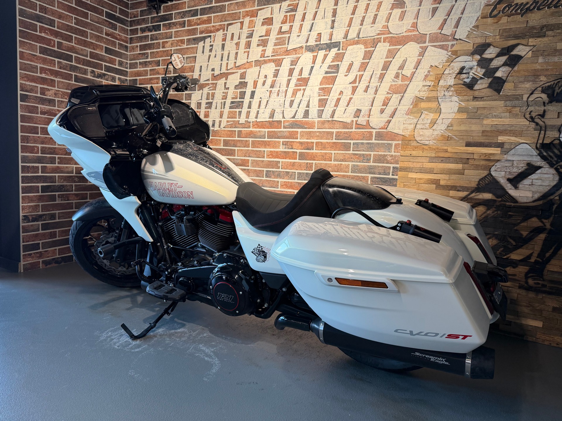 HARLEY-DAVIDSON FLTRXSTSE Road Glide 121 CVO-image-3