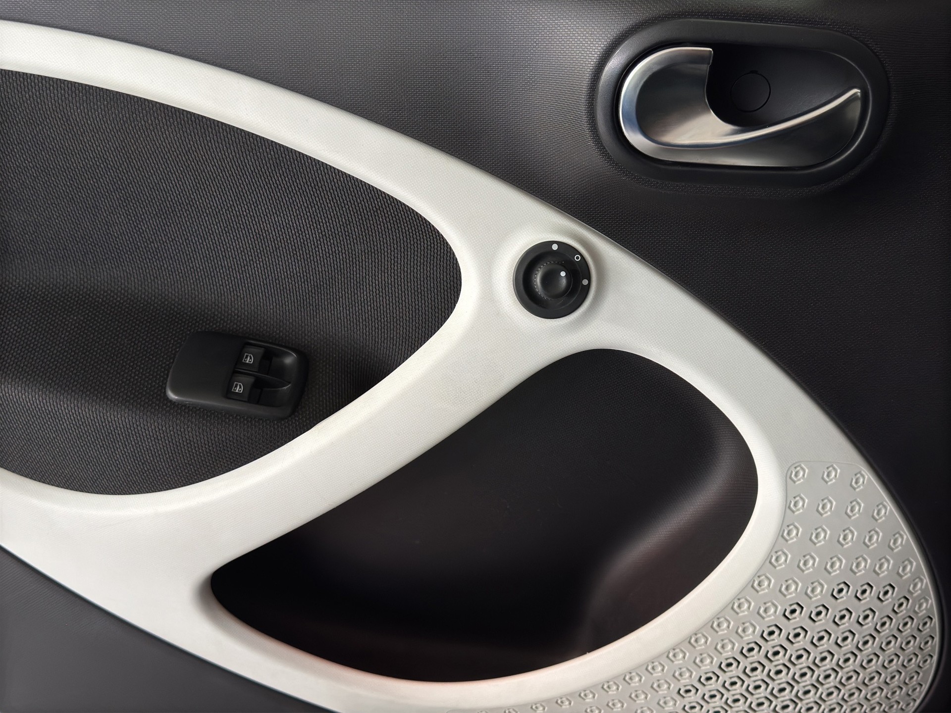 SMART forfour prime "Faltdach-Leder-JBL"-image-11