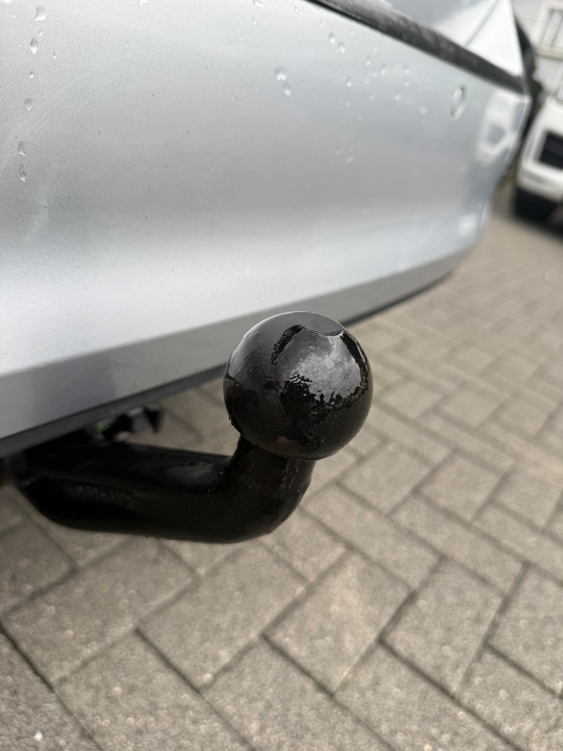 VW Golf Variant 1.6 TDI Trendline 4Motion-image-18