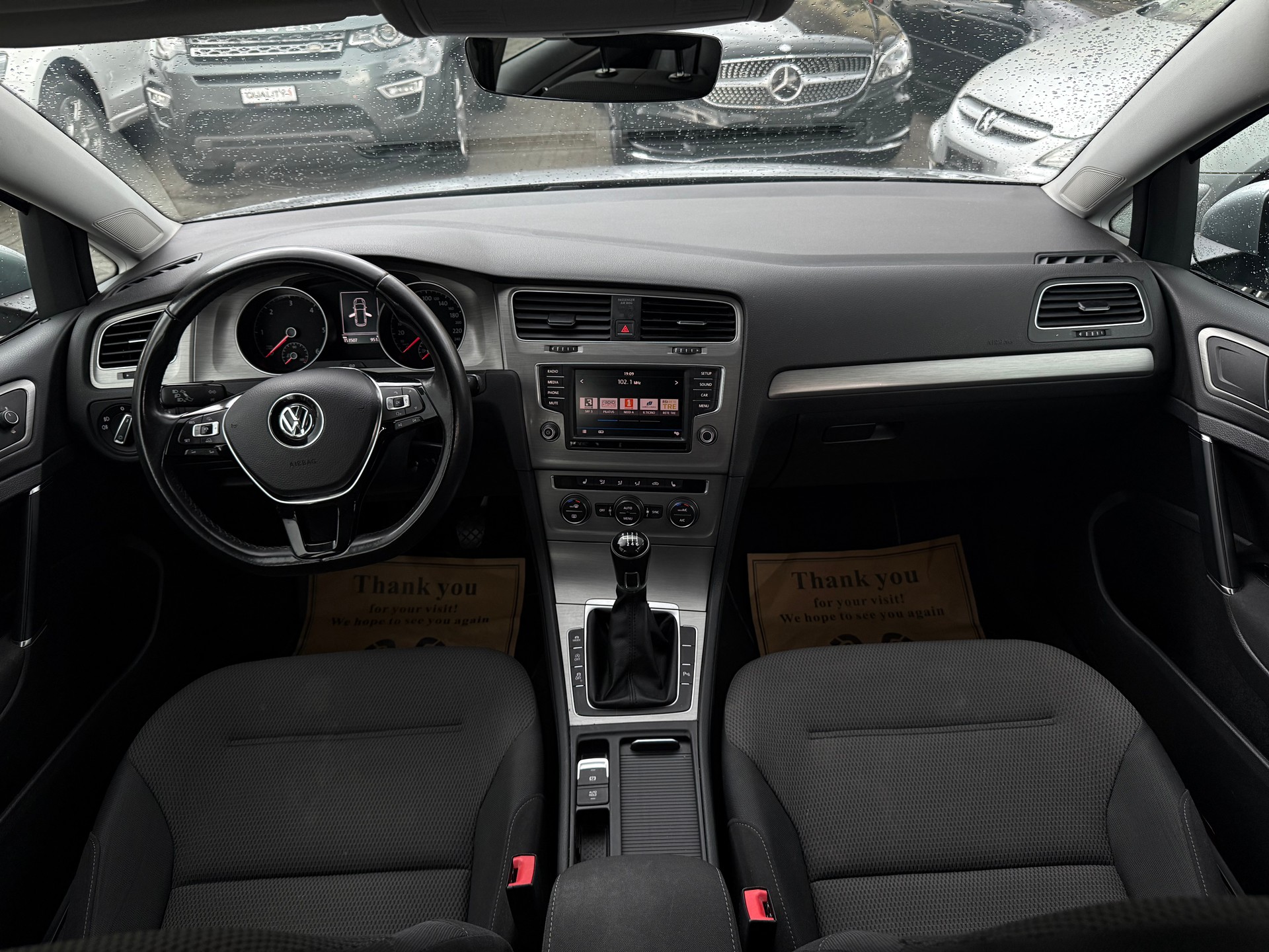 VW Golf Variant 1.6 TDI Trendline 4Motion-image-9