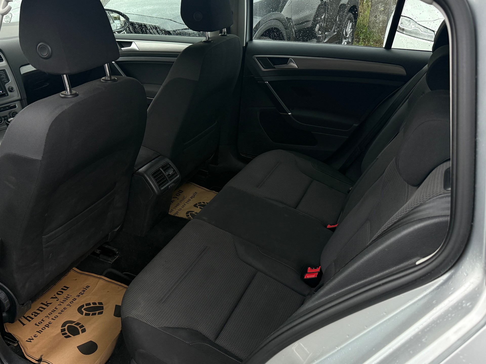VW Golf Variant 1.6 TDI Trendline 4Motion-image-13