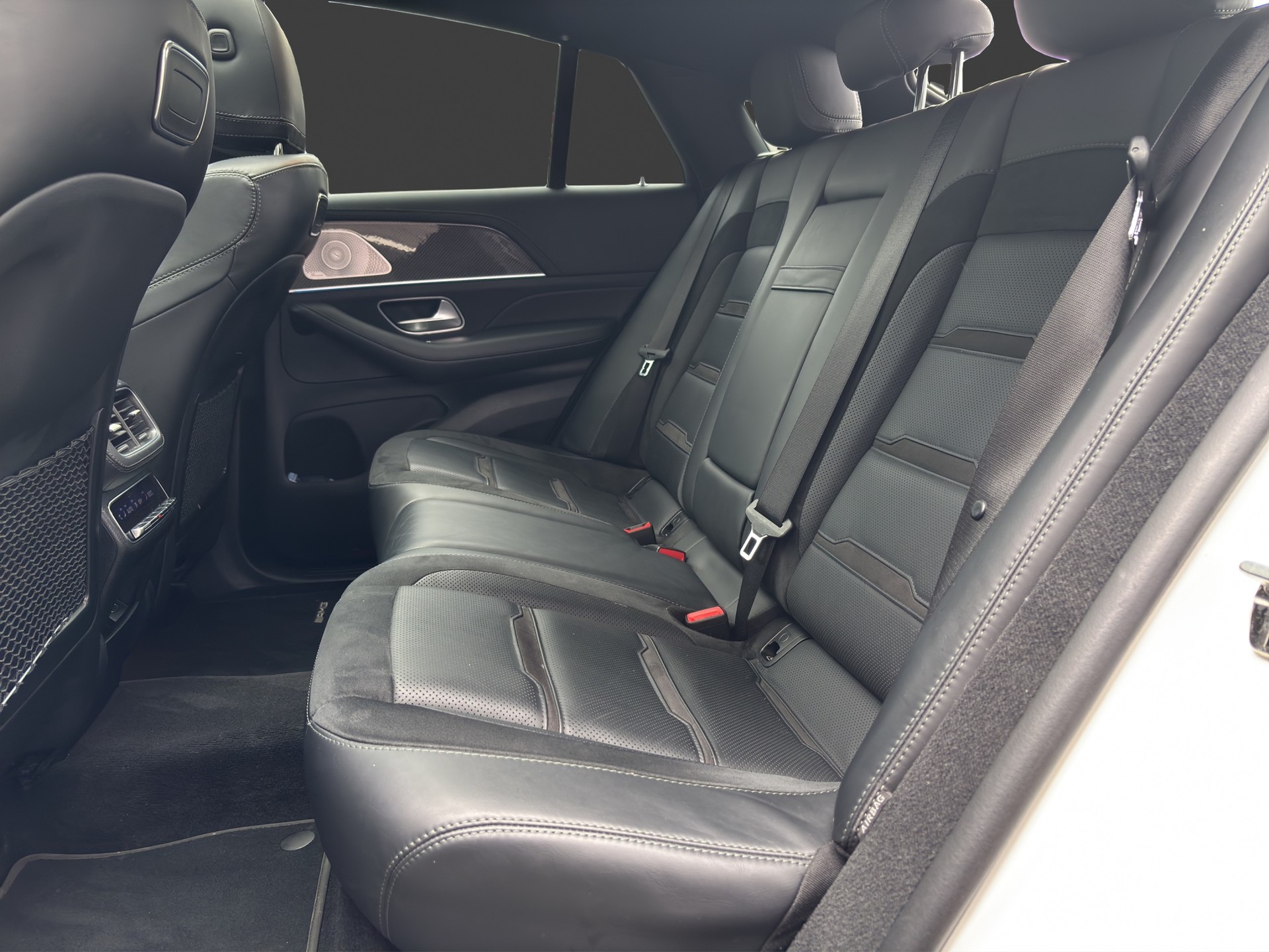 MERCEDES-BENZ GLE Coupé 53 AMG 4Matic+ Speedshift-image-15