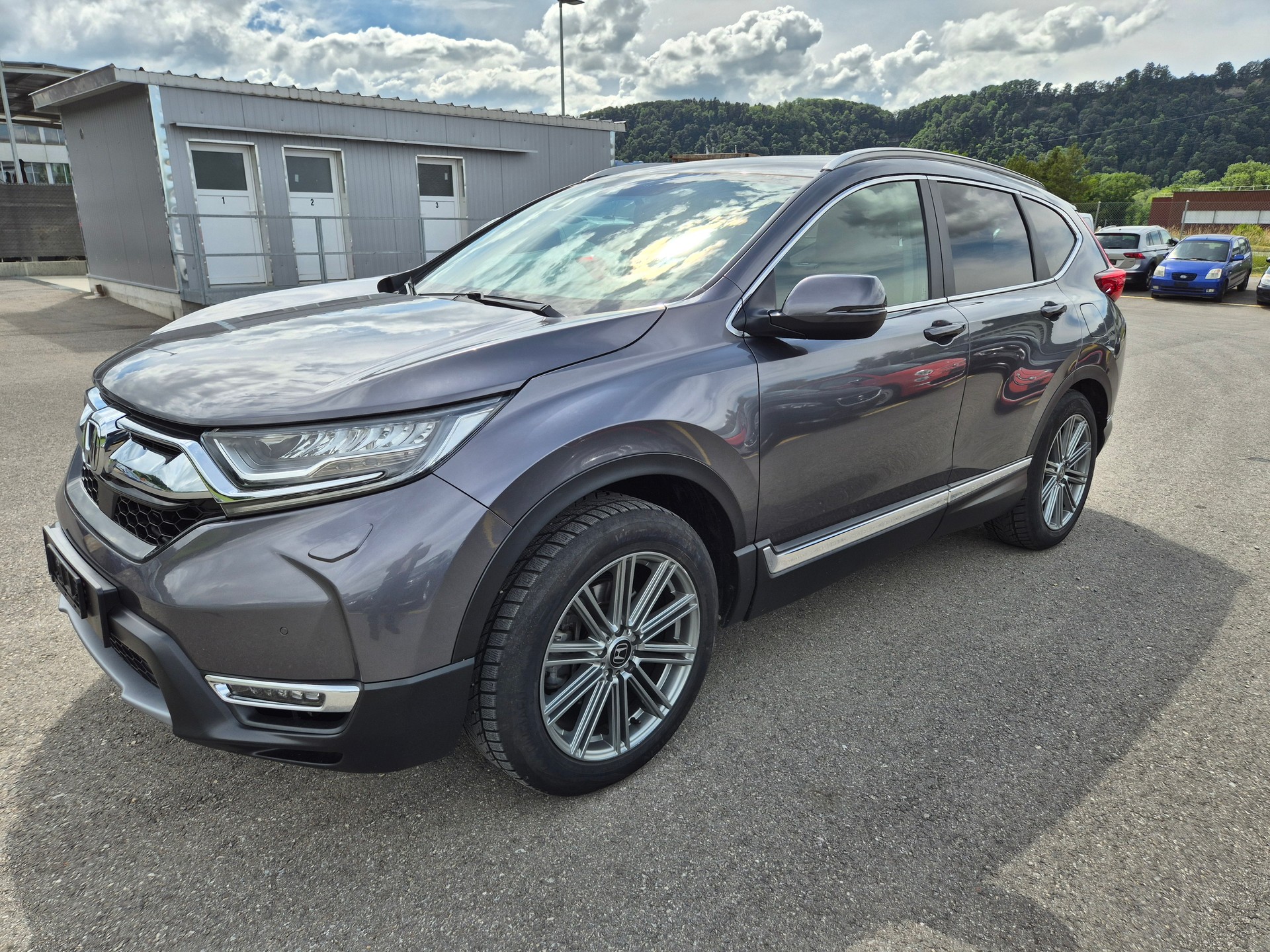 HONDA CR-V 1.5 i-VTEC Executive 4WD Automatic-image-11