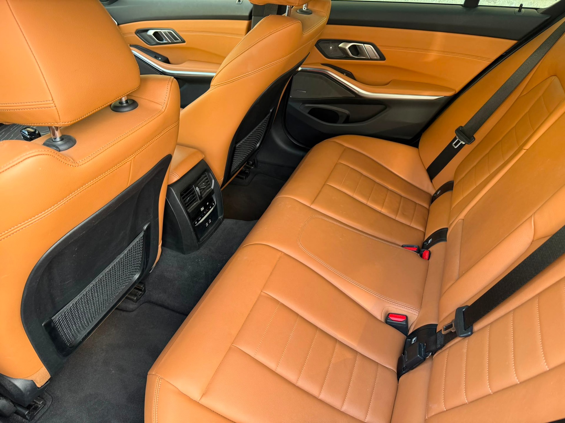 BMW M340i xDrive 48V Steptronic-image-11