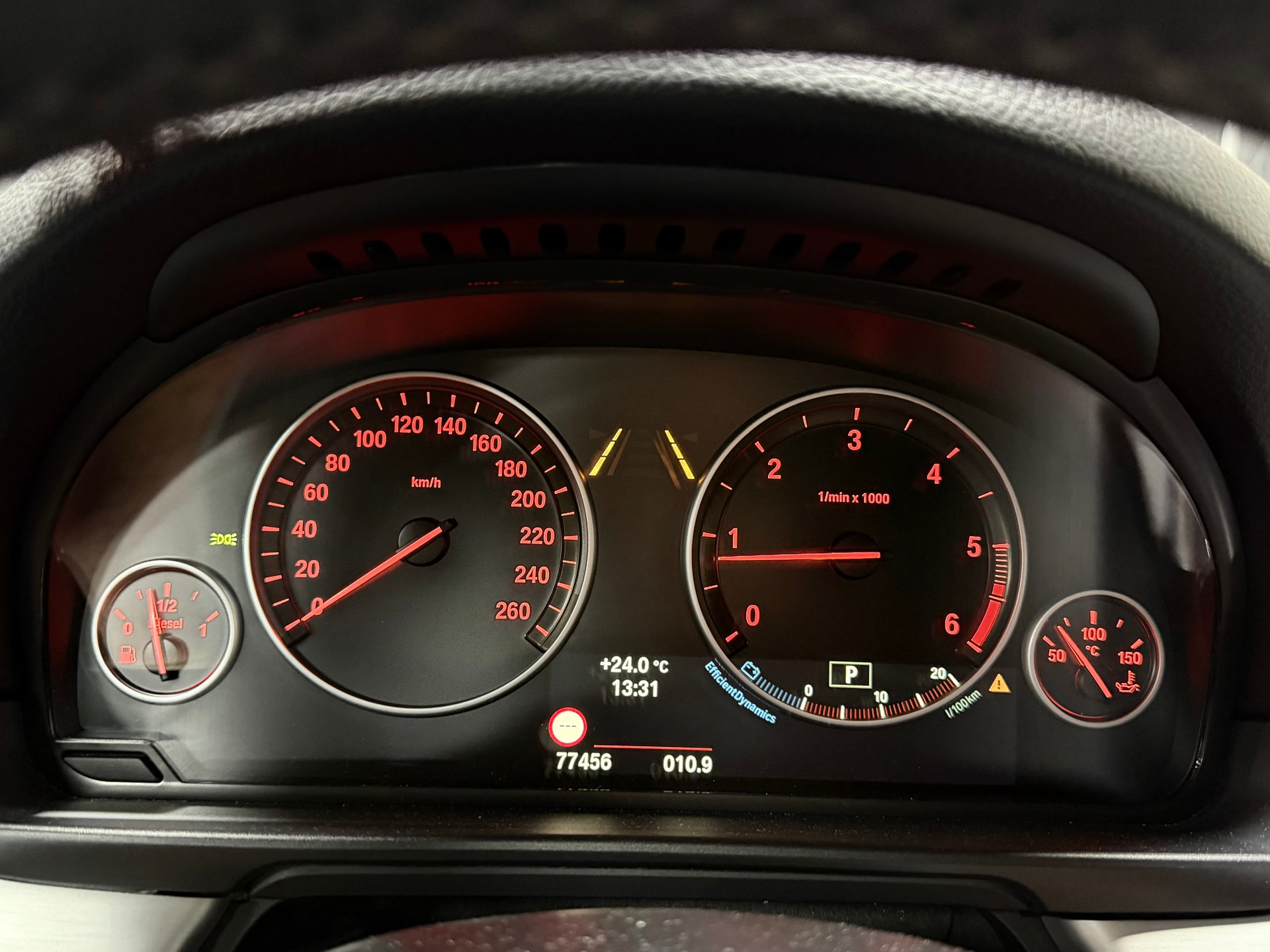 BMW 520d xDrive Luxury Line Steptronic-image-14