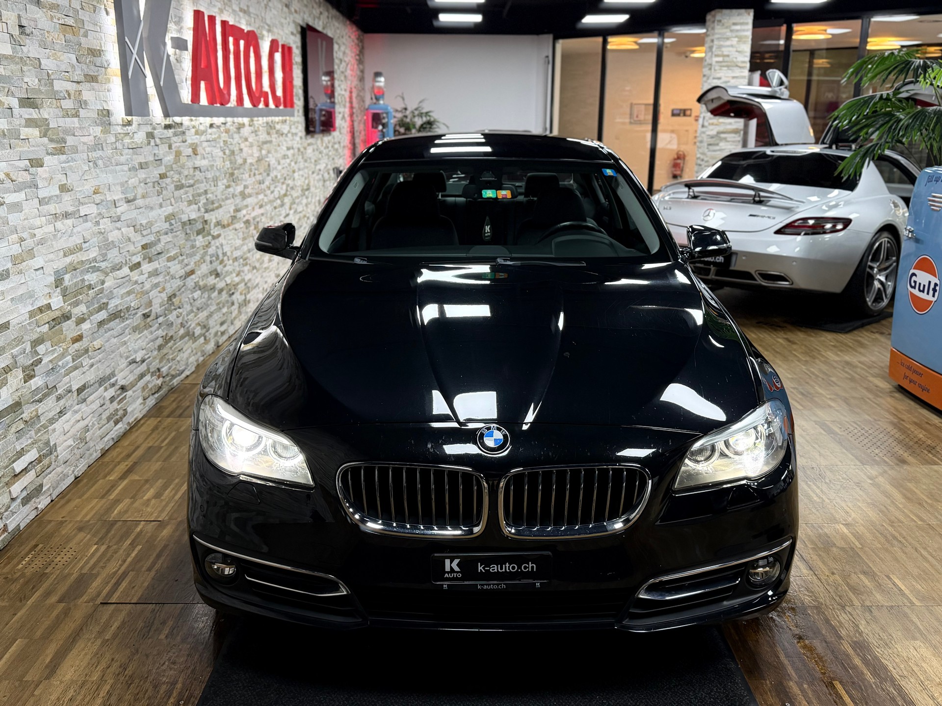 BMW 520d xDrive Luxury Line Steptronic-image-4