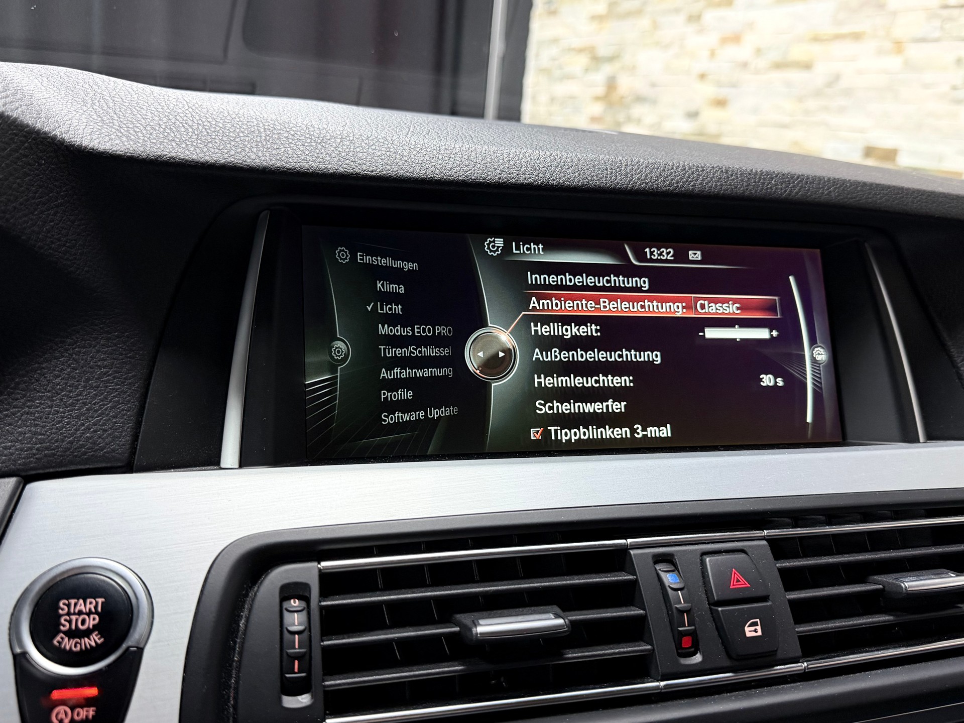 BMW 520d xDrive Luxury Line Steptronic-image-20