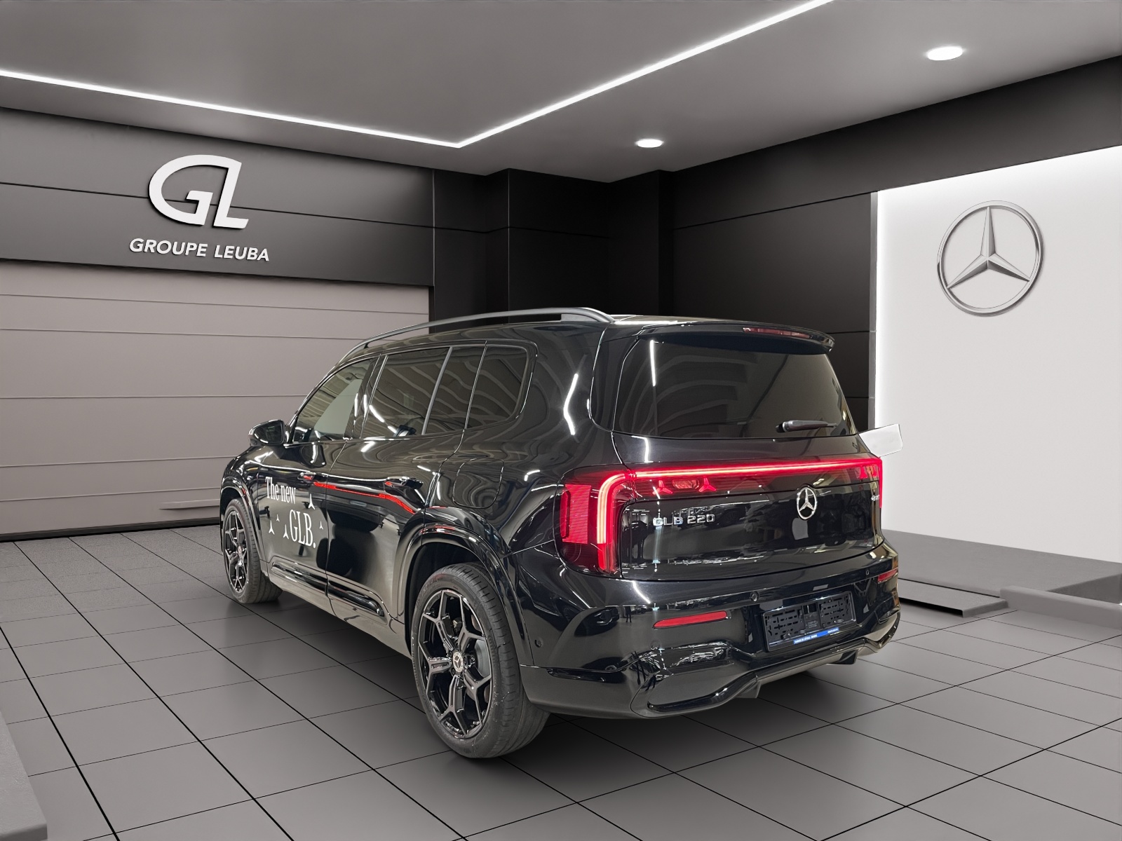 MERCEDES-BENZ GLB 220 d 4Matic 8G-Tronic-showroom-element-3