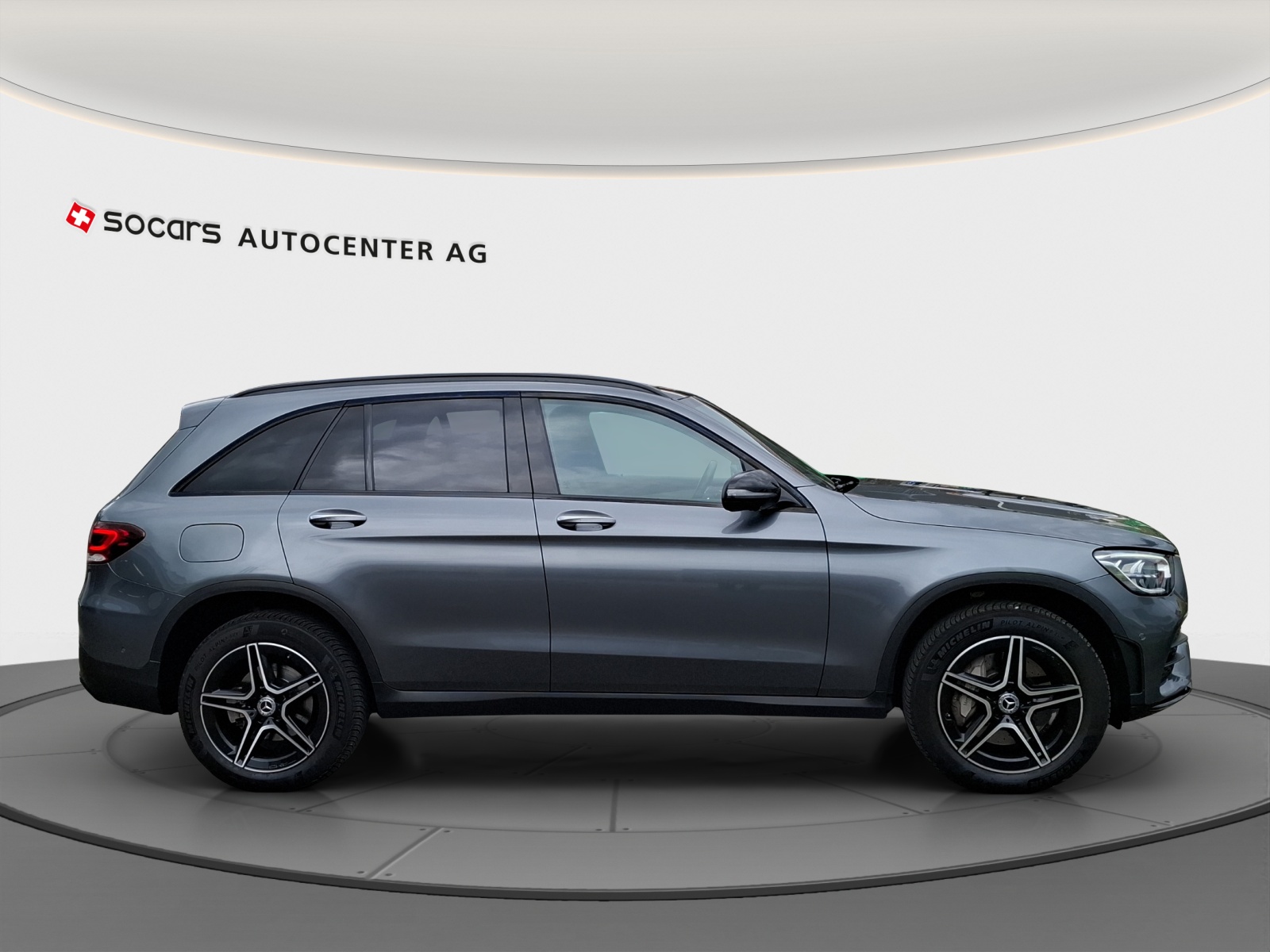 MERCEDES-BENZ GLC 300 e AMG Line 4Matic 9G-Tronic // 1.Hand-image-6