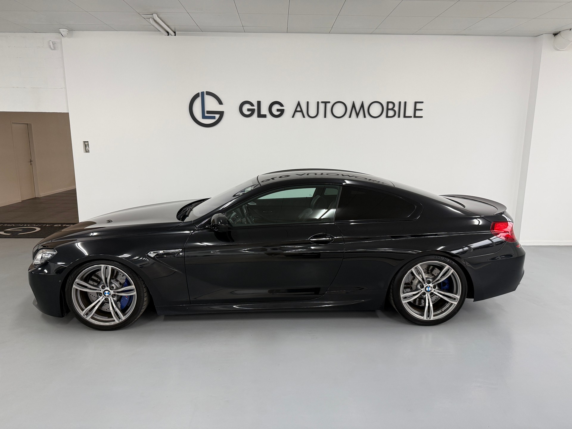BMW M6 Coupé Drivelogic-showroom-element-1