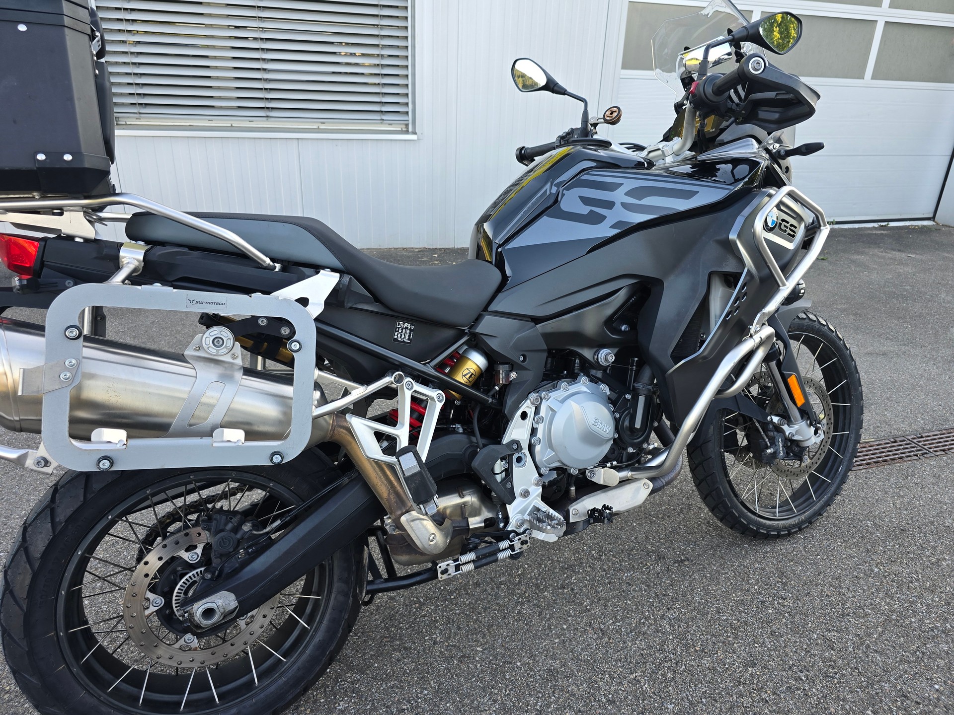 BMW F 850 GS Adventure (35kW)-image-1