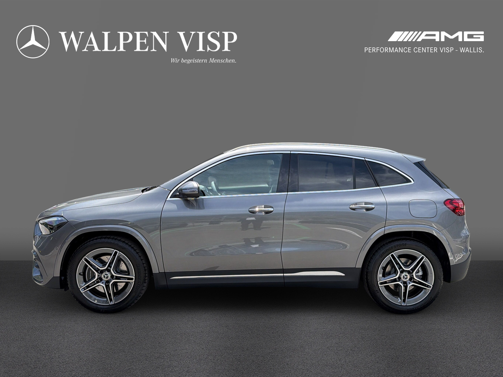 MERCEDES-BENZ GLA 250 4Matic 8G-DCT-showroom-element-2