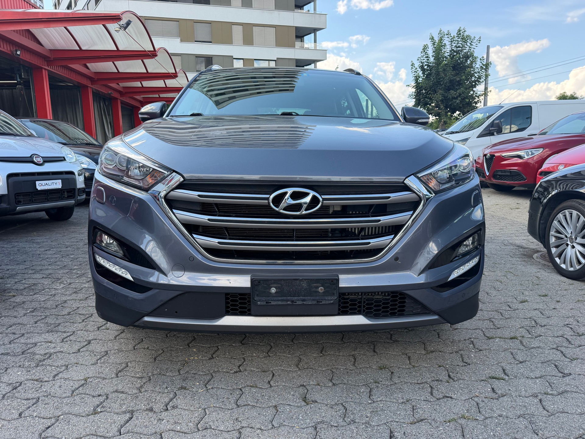 HYUNDAI Tucson 2.0 CRDI Vertex 4WD Automatic-showroom-element-2