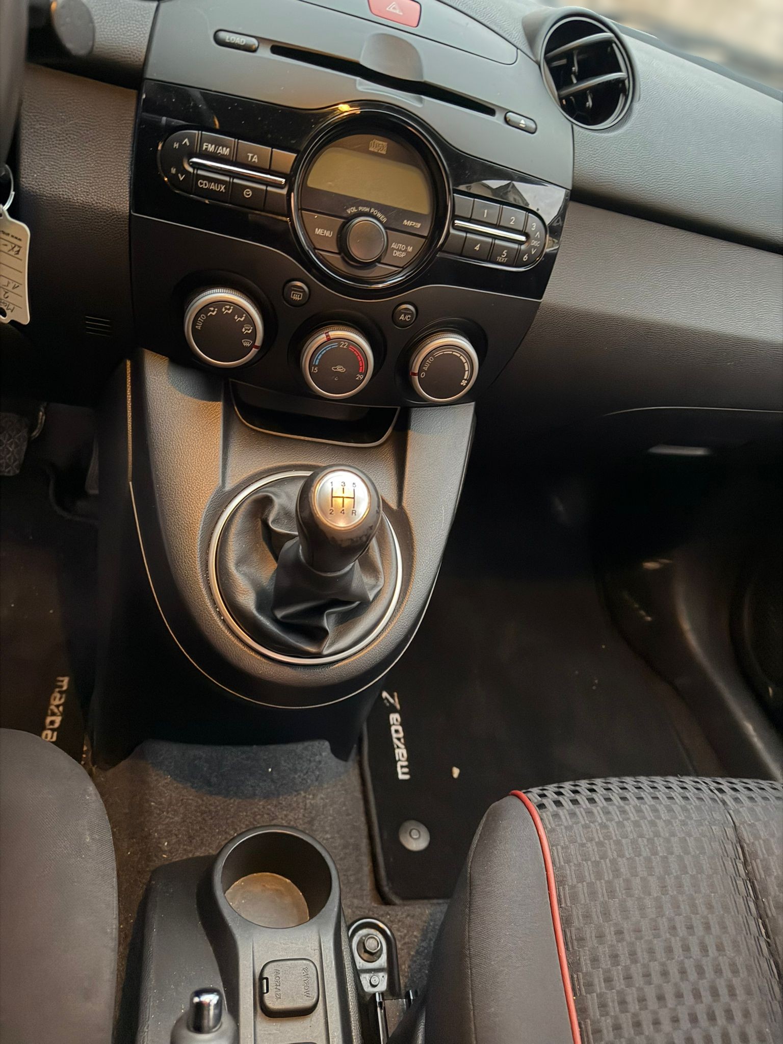 MAZDA 2 1.5i 16V Sport-image-4