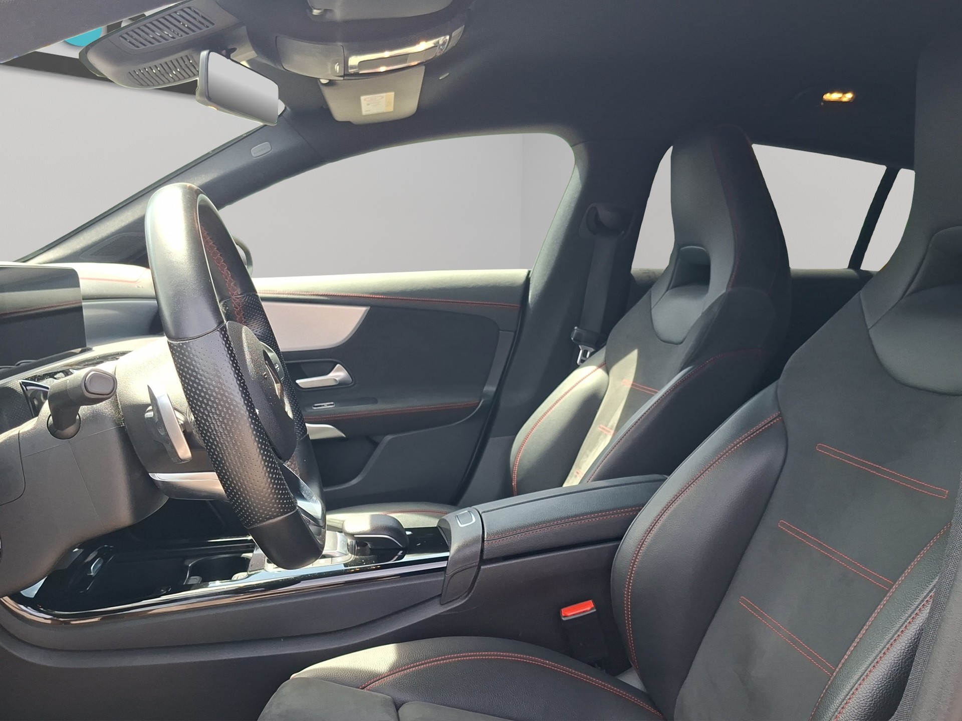 MERCEDES-BENZ CLA Shooting Brake 200 AMG Line 7G-DCT-image-7