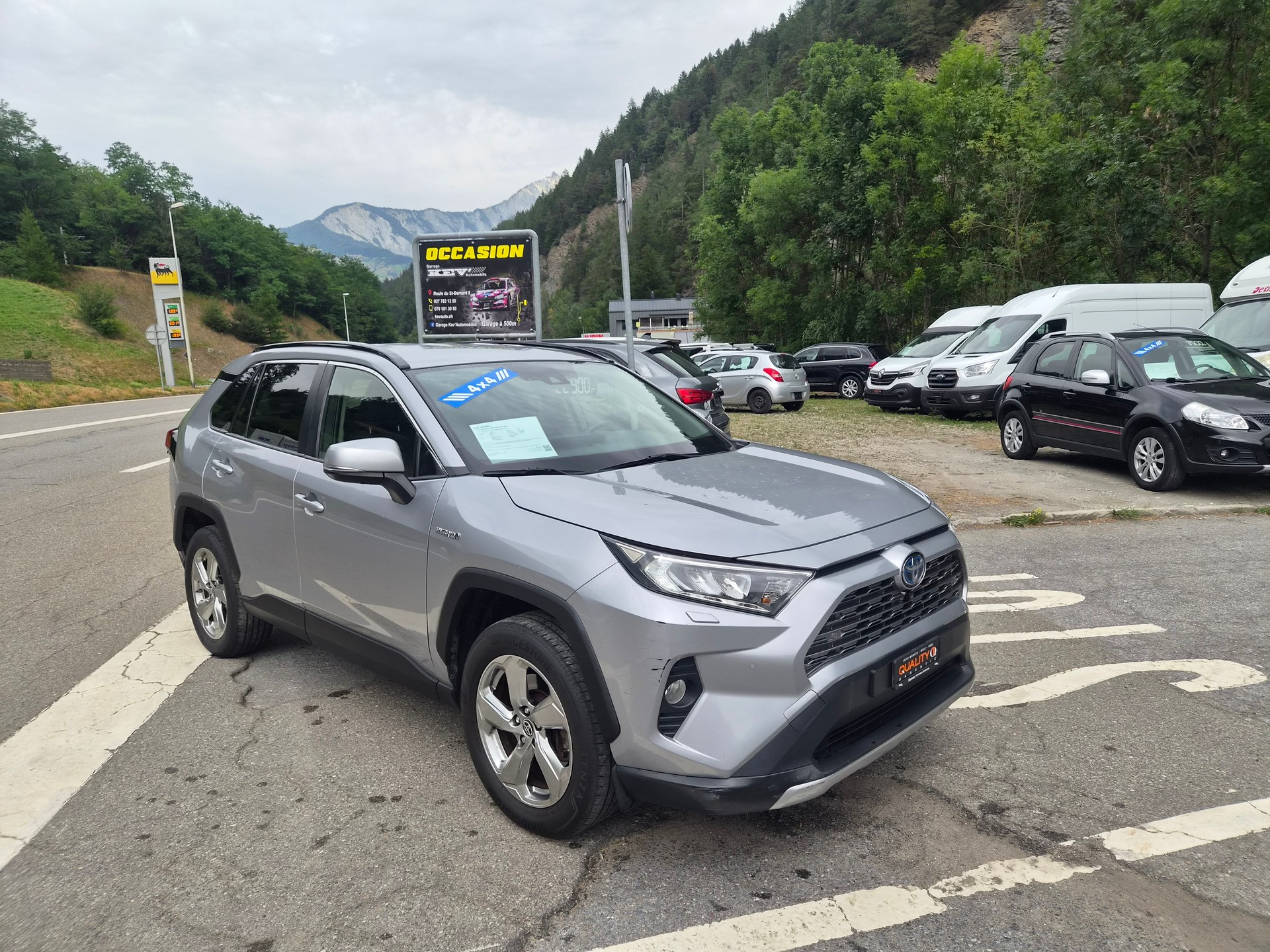 TOYOTA RAV-4 2.5 HSD Trend e-CVT 4WD