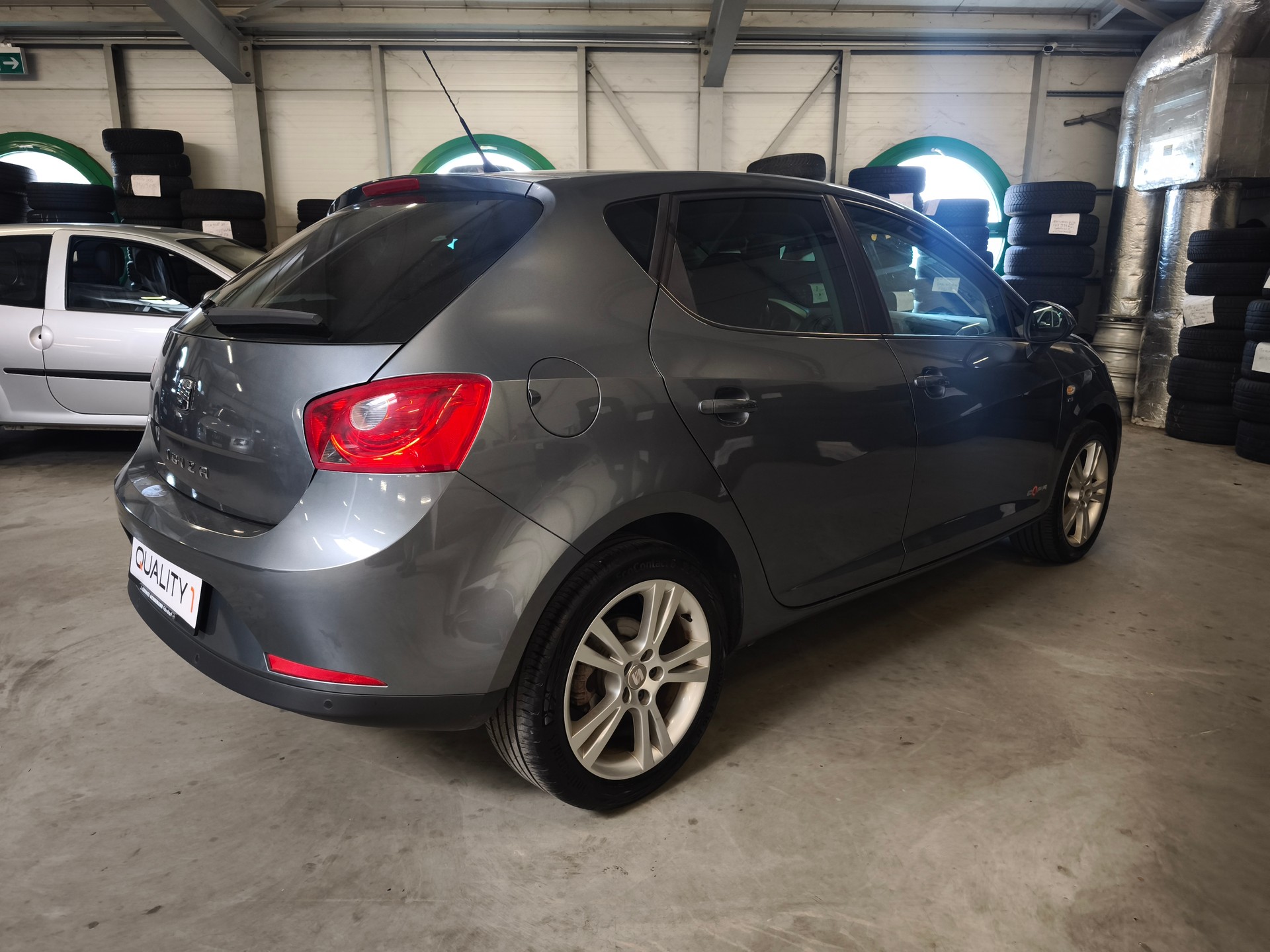 SEAT Ibiza 1.2 TSI Style DSG-image-2