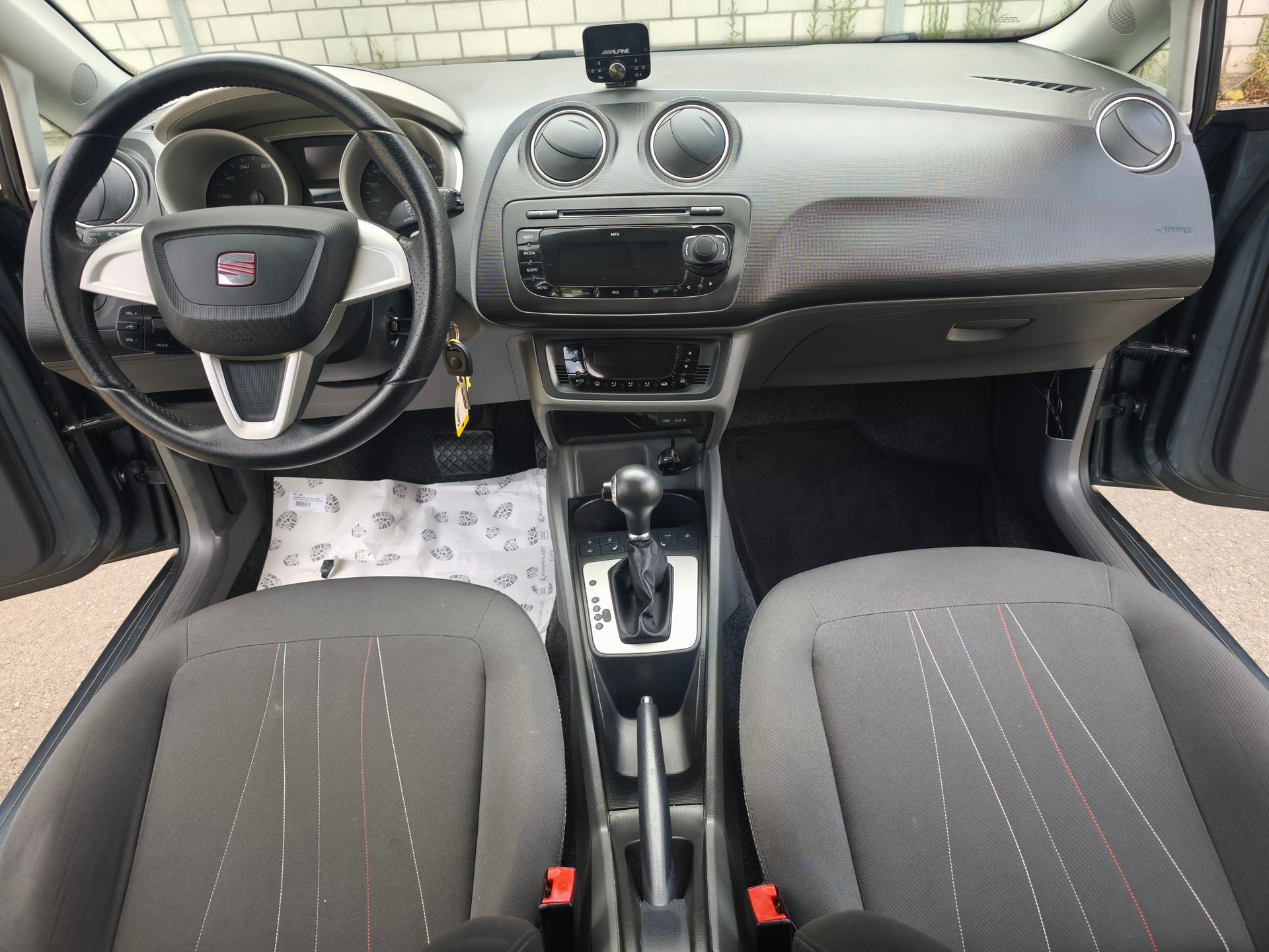 SEAT Ibiza 1.2 TSI Style DSG-image-8