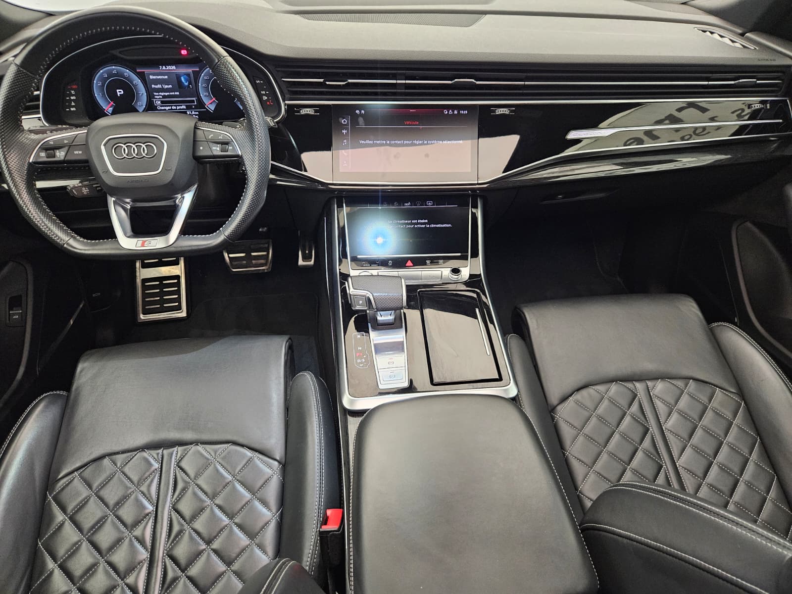 AUDI Q8 55 TFSI quattro tiptronic-image-9