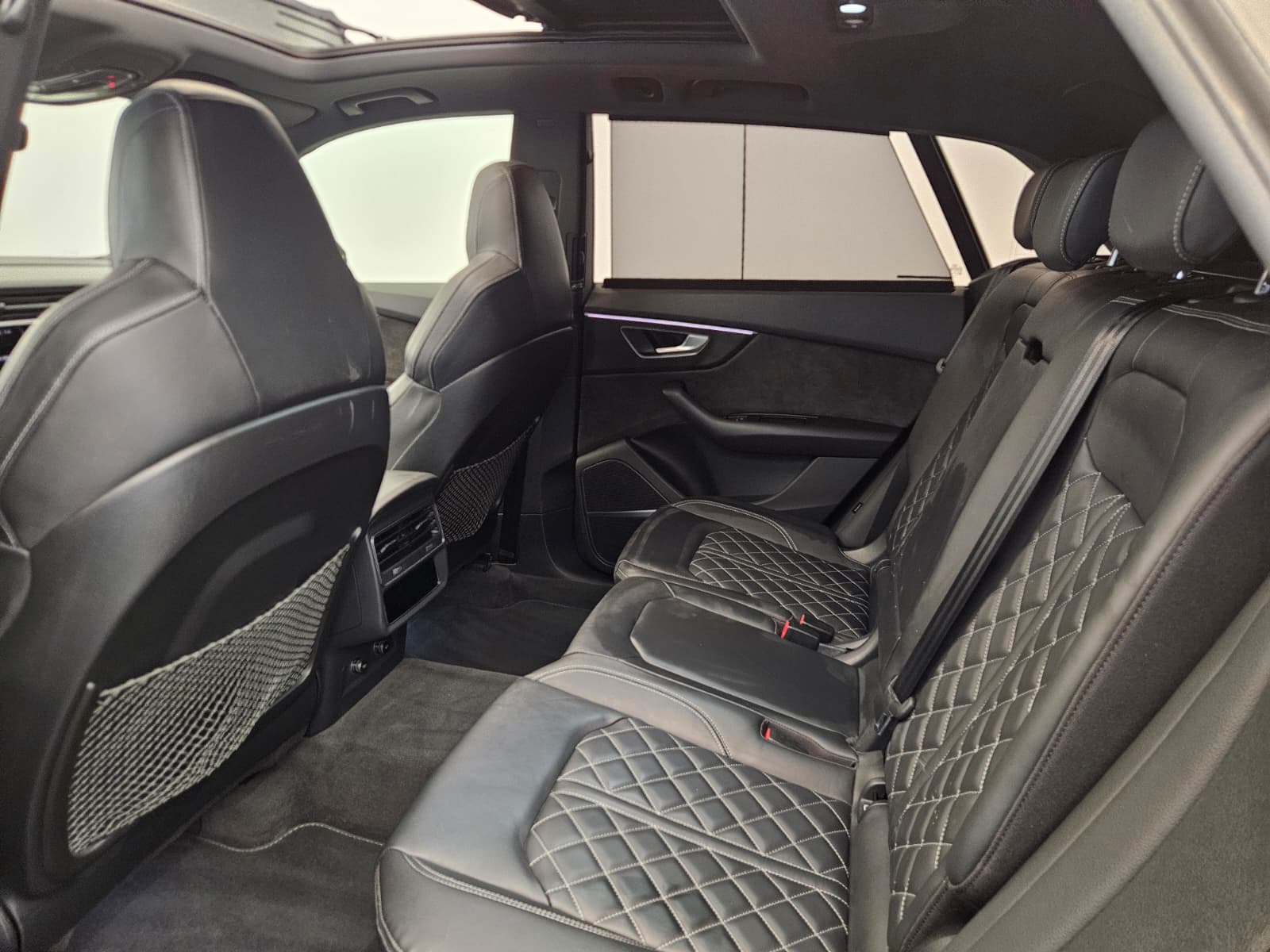 AUDI Q8 55 TFSI quattro tiptronic-image-12