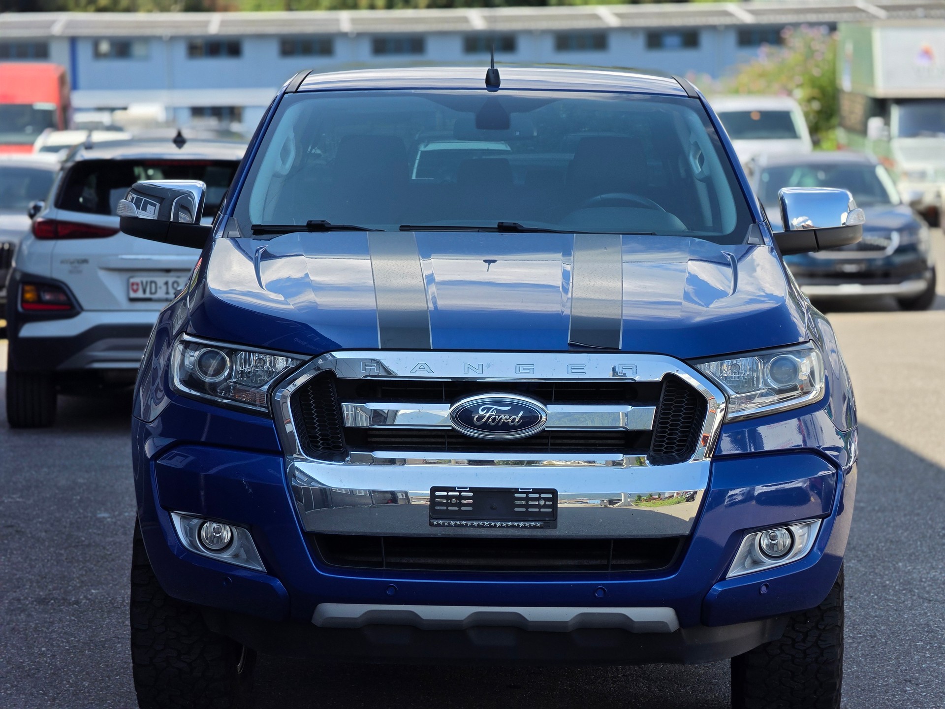 FORD Ranger XLT 2.2 TDCi 4x4 A-showroom-element-1