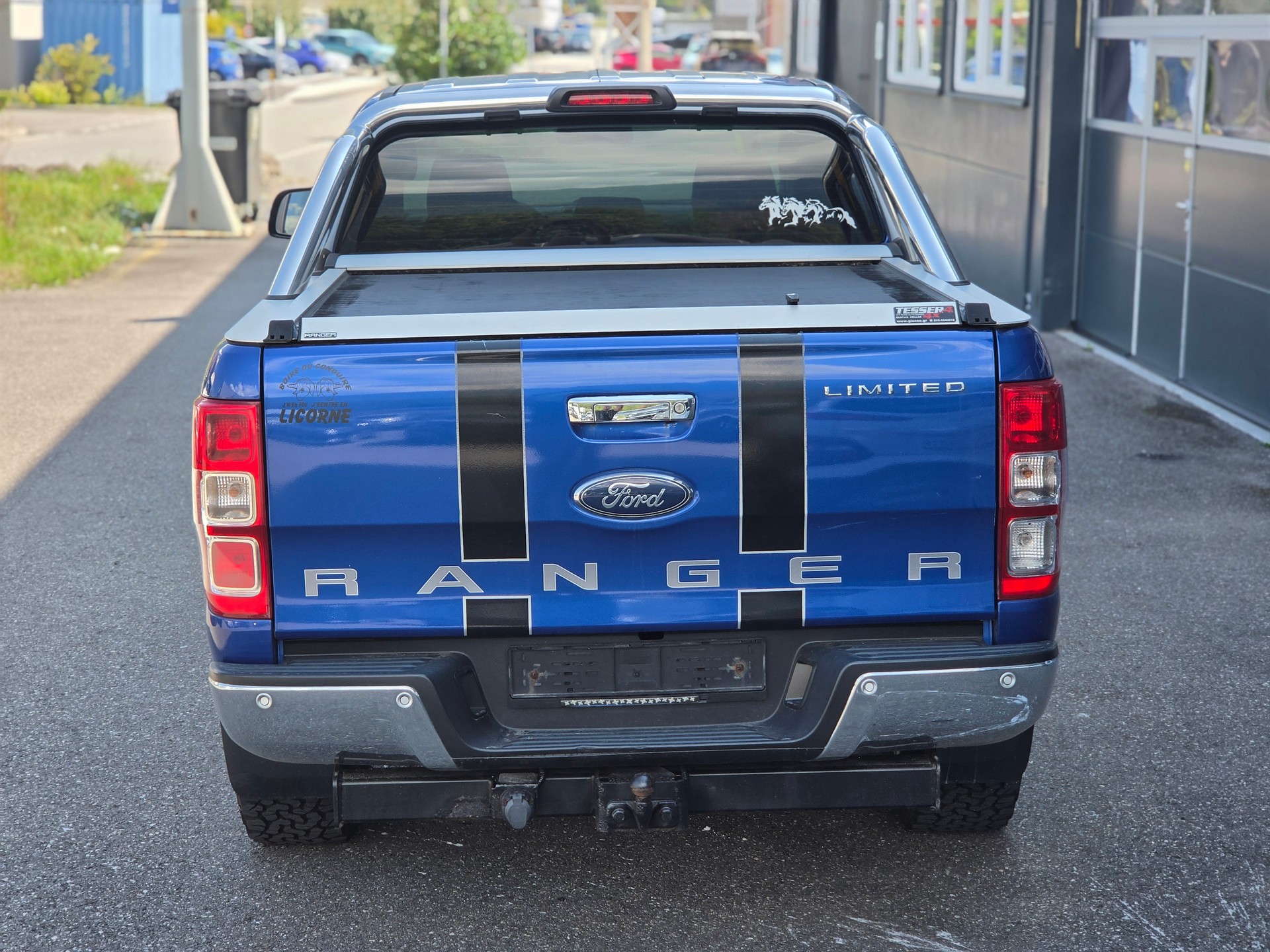 FORD Ranger XLT 2.2 TDCi 4x4 A-showroom-element-3