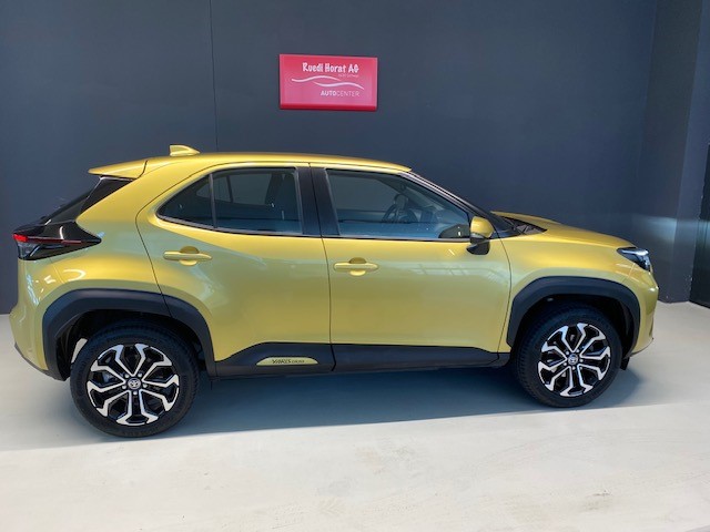 TOYOTA Yaris Cross 1.5 VVT-i HSD Trend AWD-i-showroom-element-3