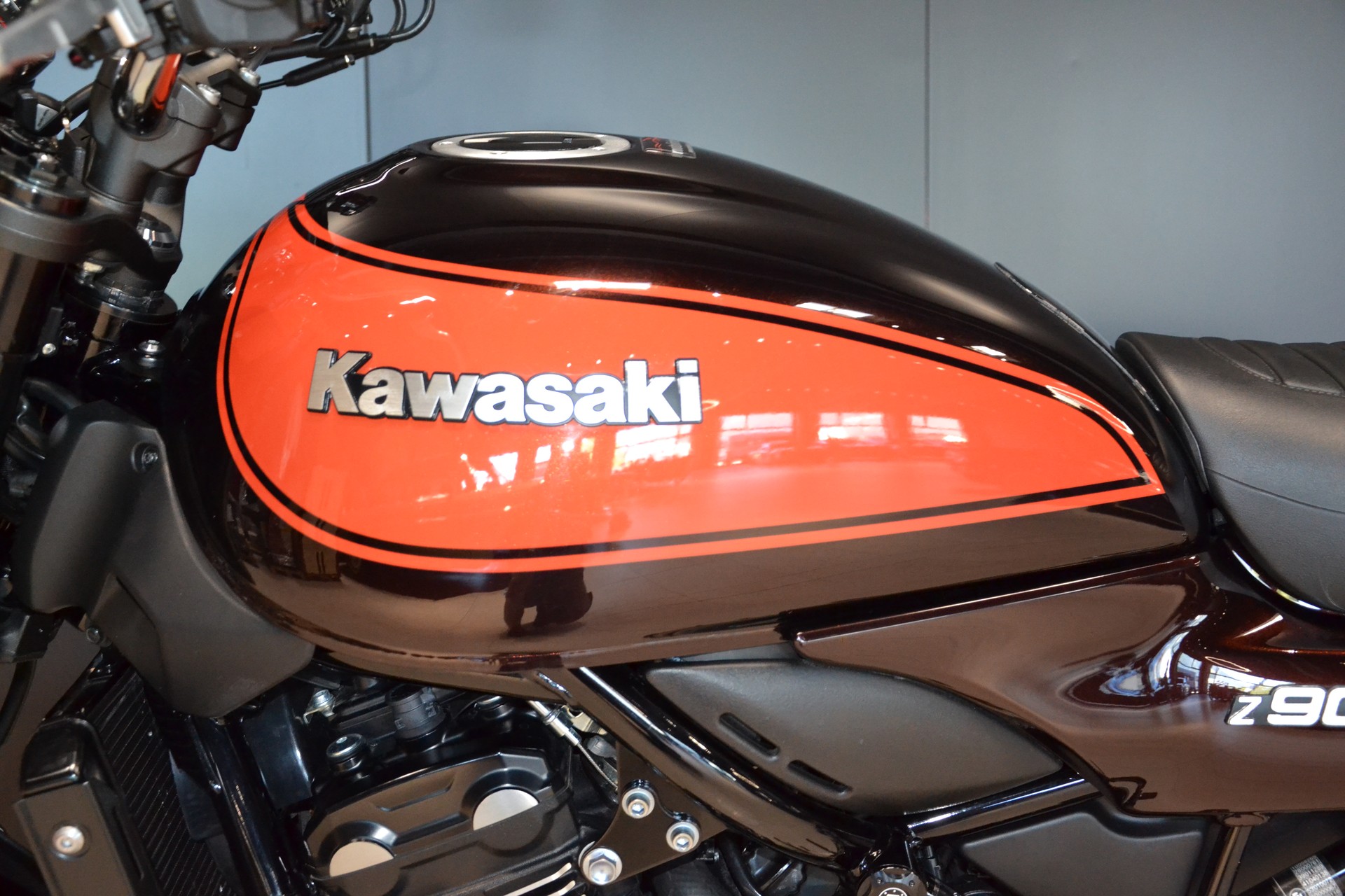 KAWASAKI Z 900 RS-image-10