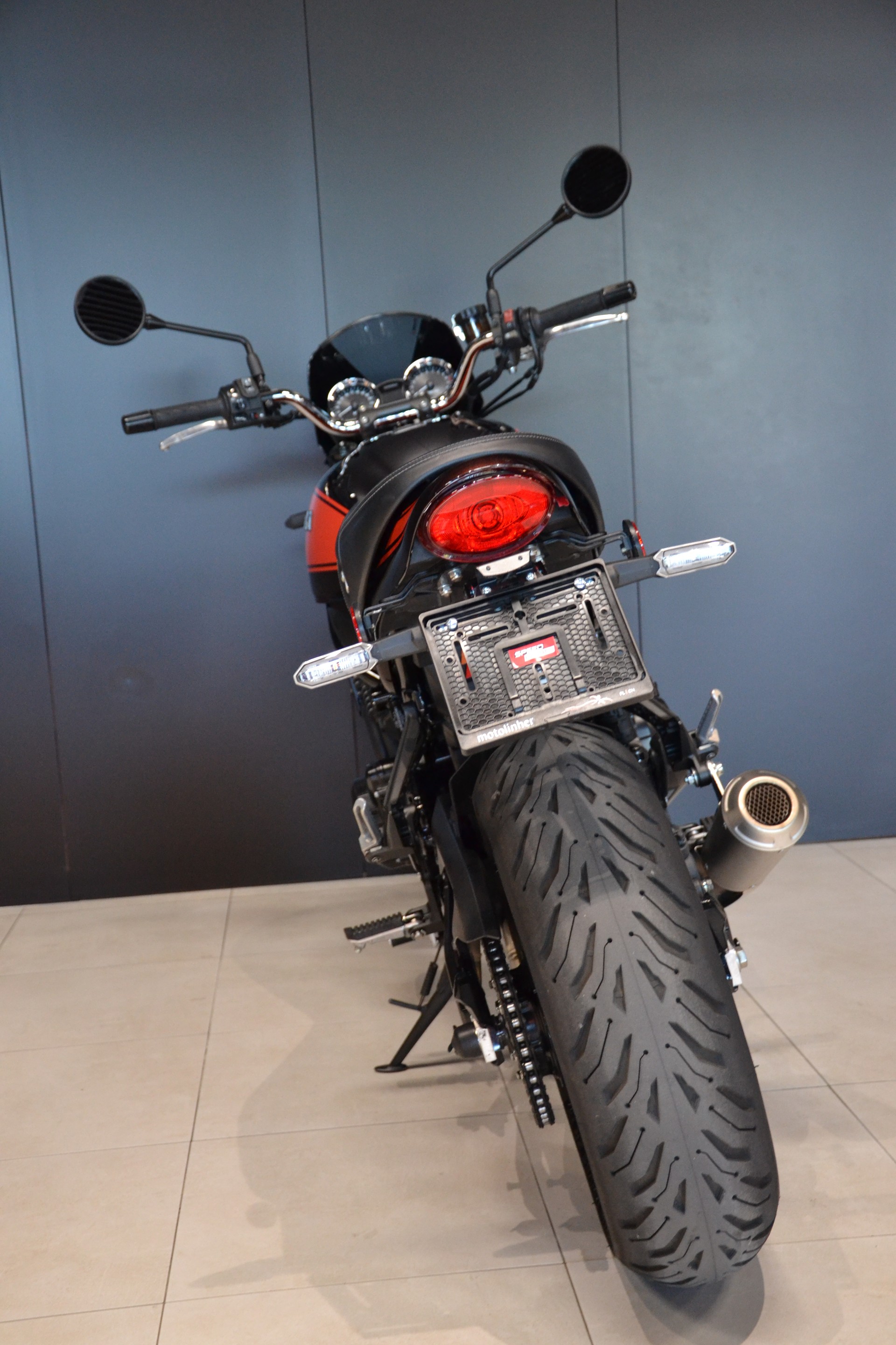 KAWASAKI Z 900 RS-image-3