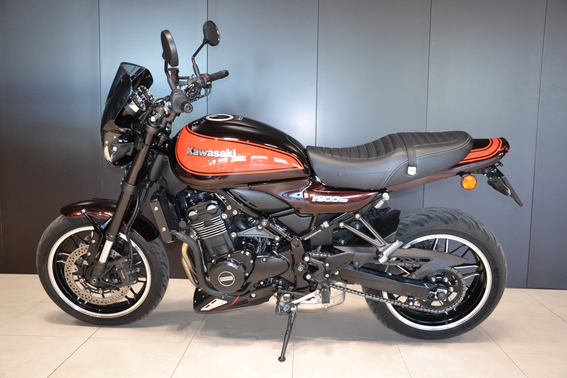 KAWASAKI Z 900 RS-image-1