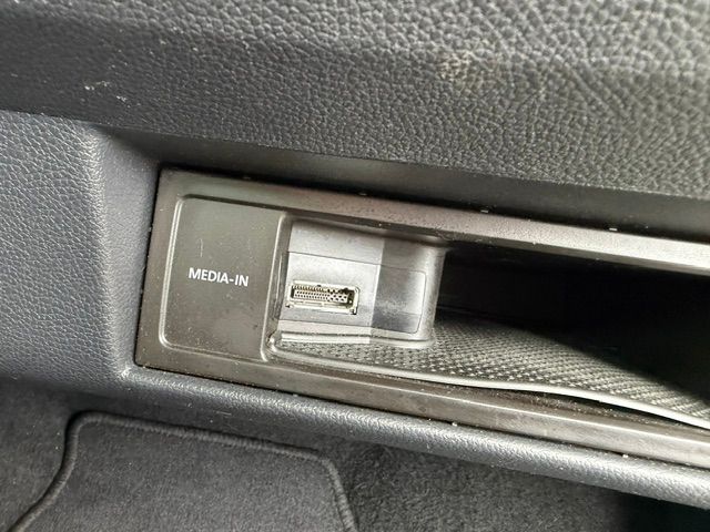 SKODA Fabia 1.2 TSI Monte Carlo-image-11