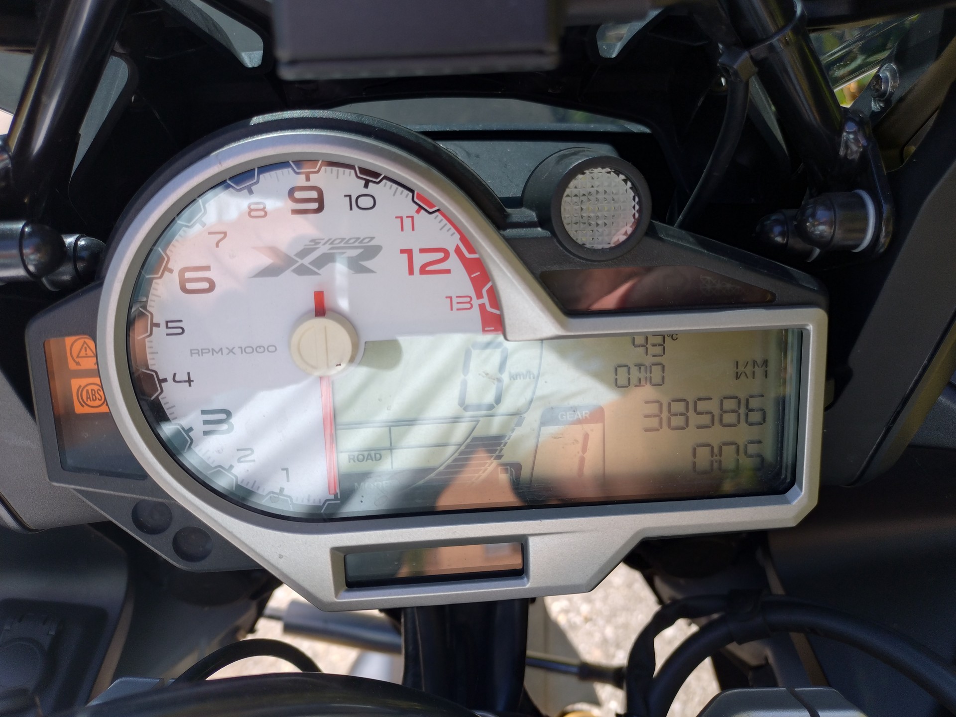BMW S 1000 XR ABS-image-5