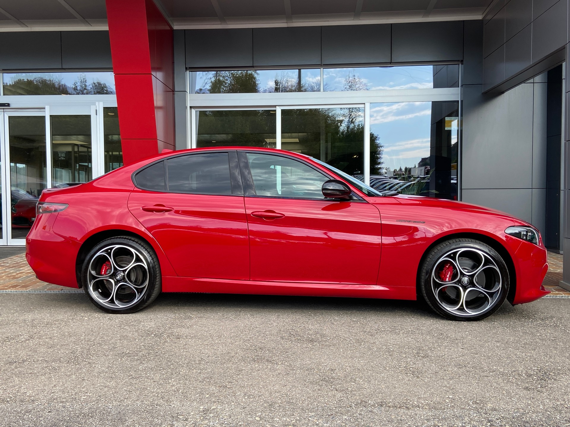 ALFA ROMEO Giulia 2.0 Competizione Q4 AT8-image-14