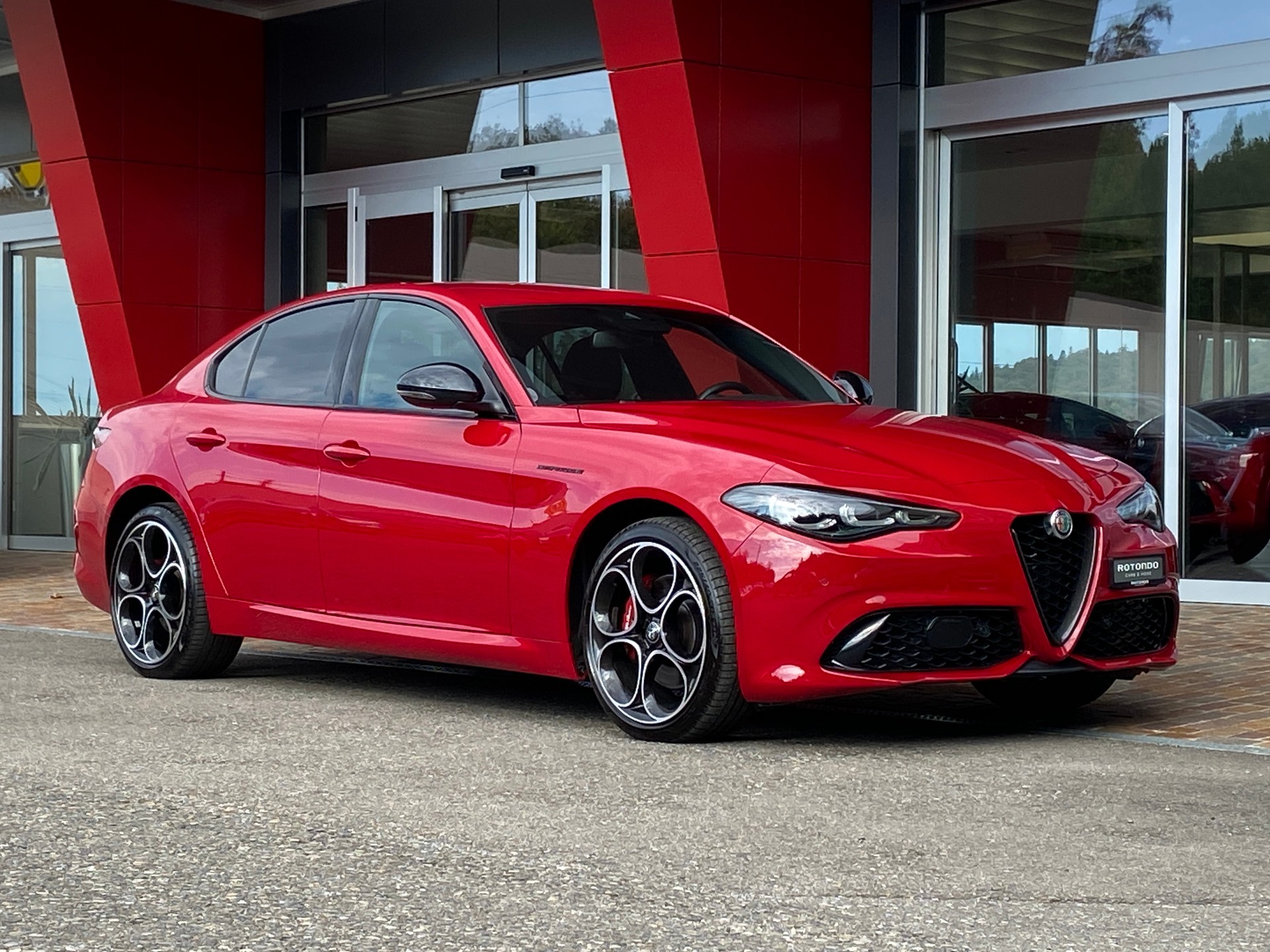 ALFA ROMEO Giulia 2.0 Competizione Q4 AT8-image-13
