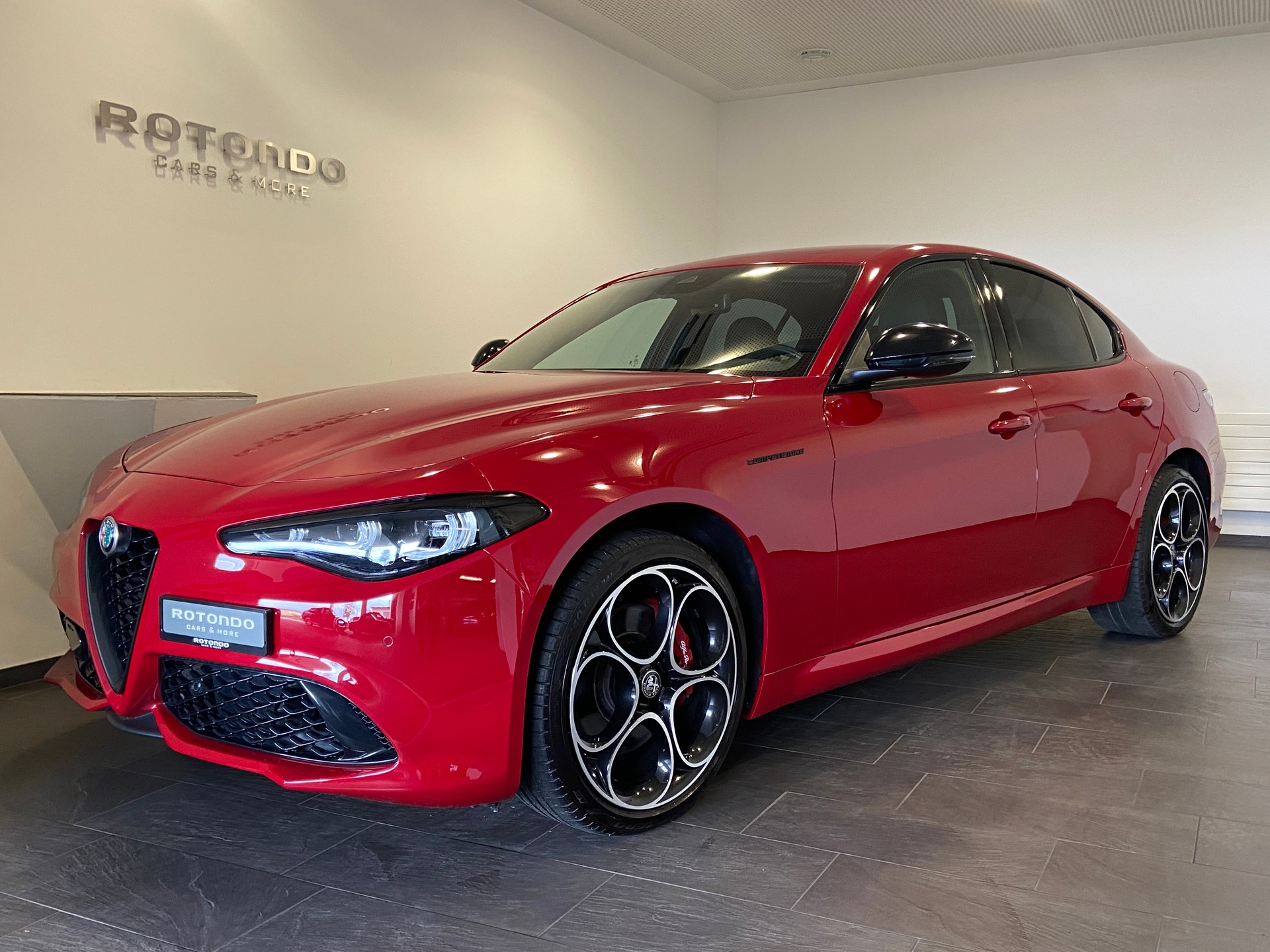 ALFA ROMEO Giulia 2.0 Competizione Q4 AT8