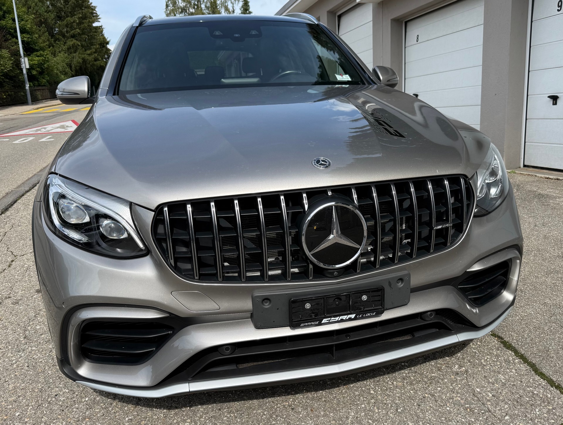 MERCEDES-BENZ GLC 63 AMG 4Matic+ 9G-Tronic-showroom-element-2