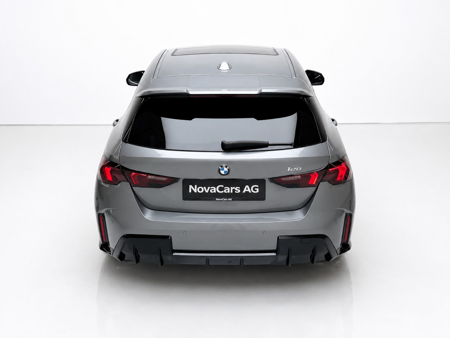 BMW 120 M Sport Pro Steptronic-image-5