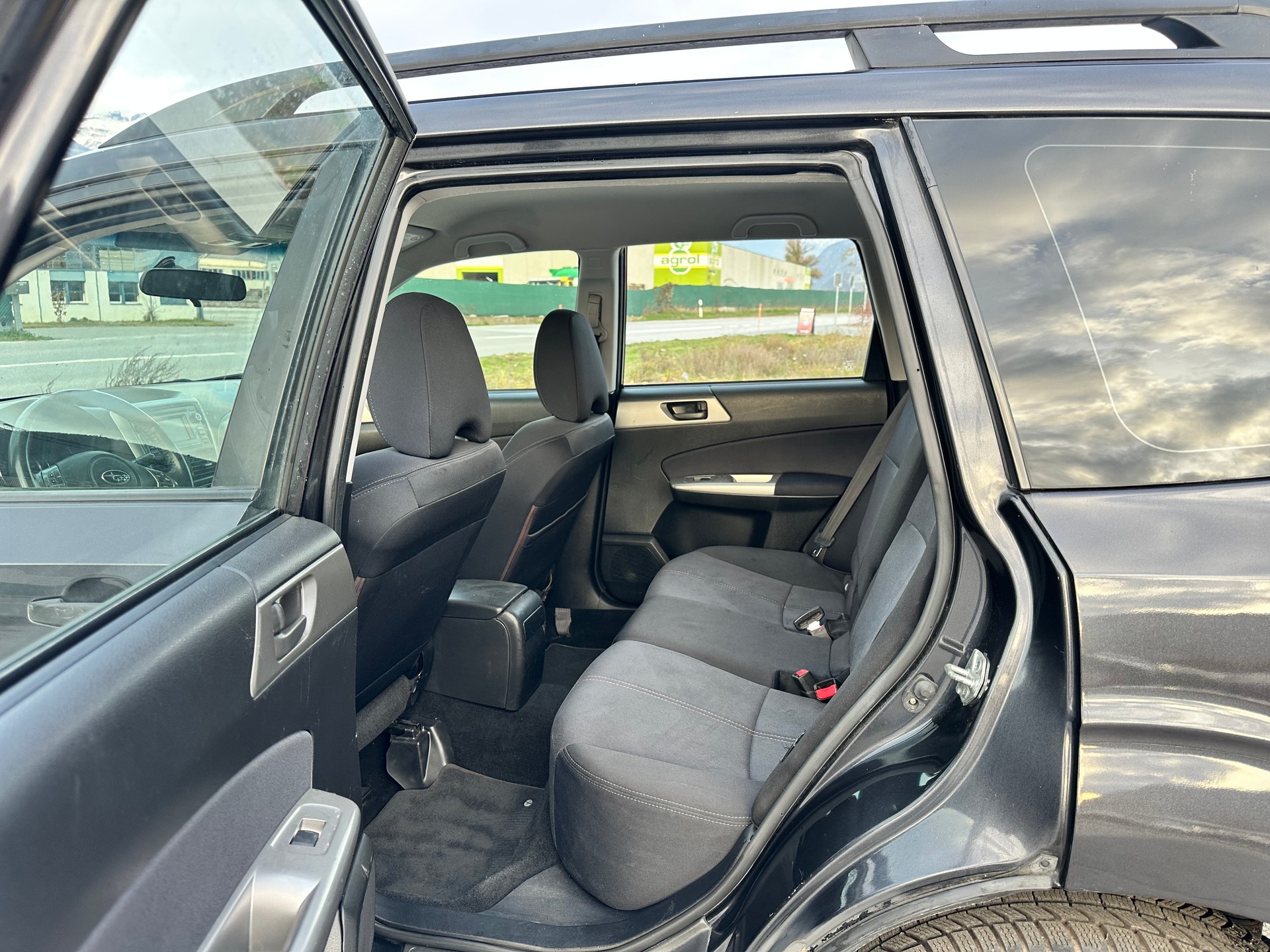 SUBARU Forester 2.0X Swiss Special-image-13