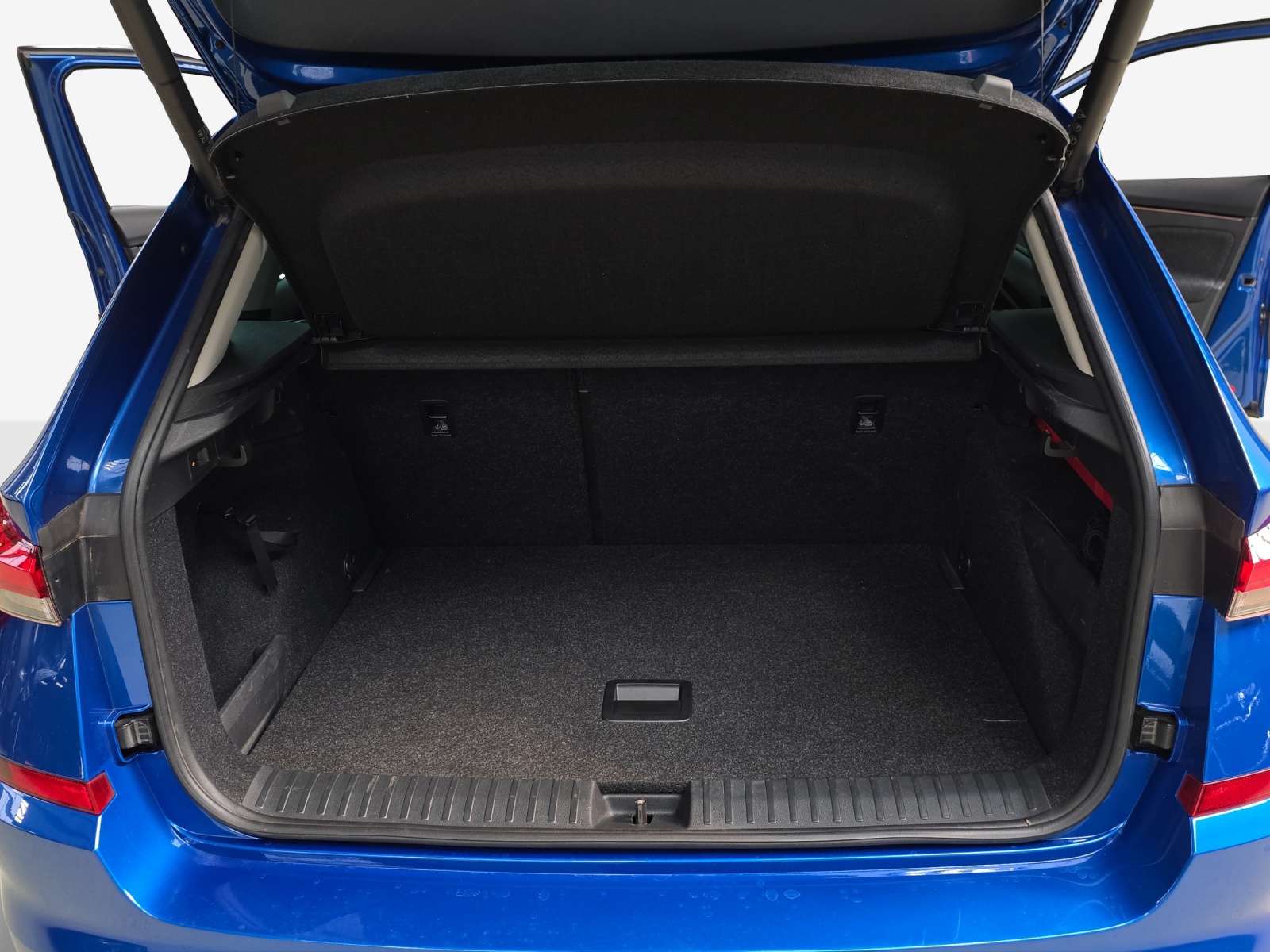 SKODA Kamiq 1.0 TSI Style DSG-image-12