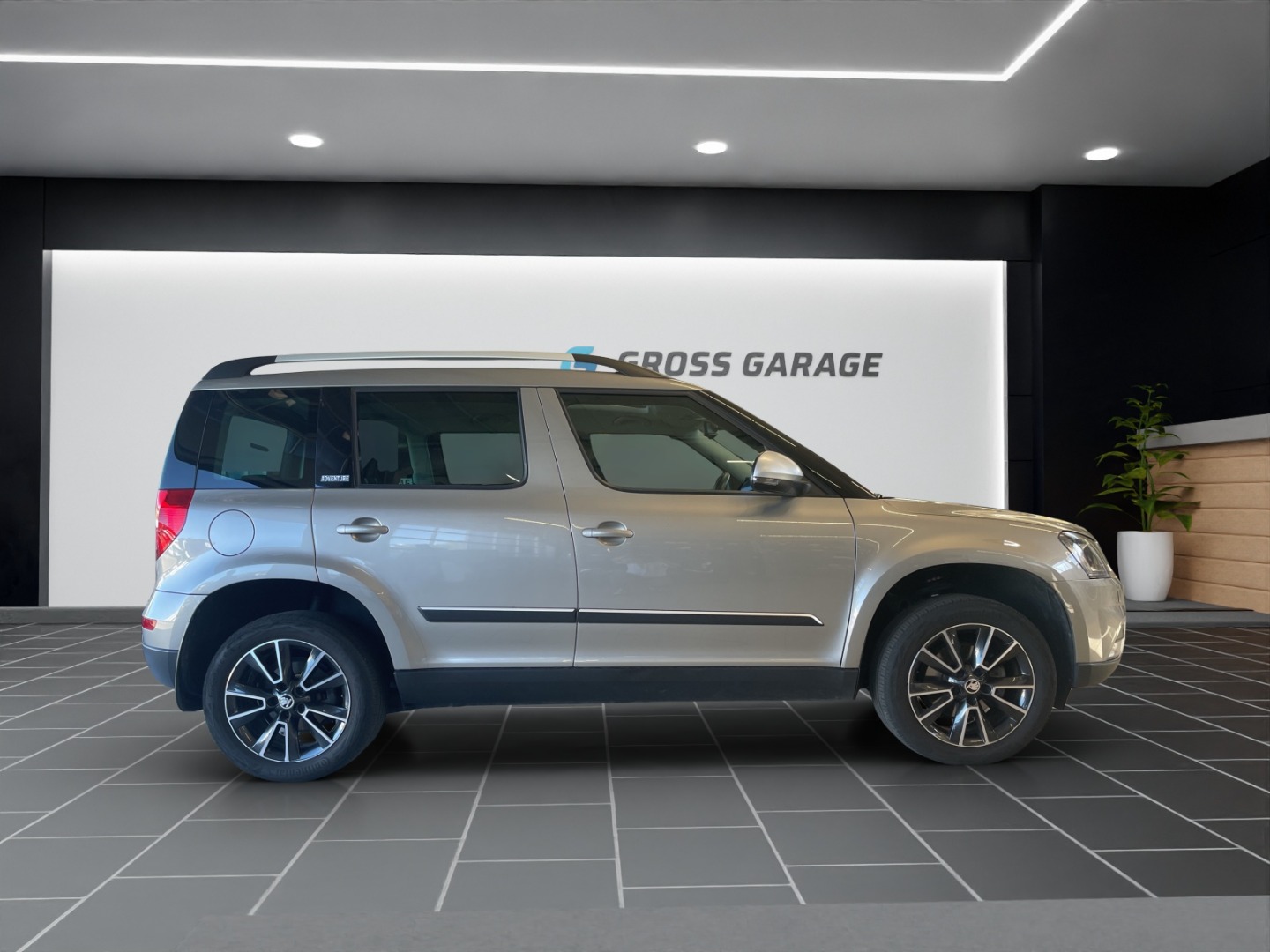 SKODA Yeti 2.0 TDI Outd.Adv.4x4-showroom-element-2